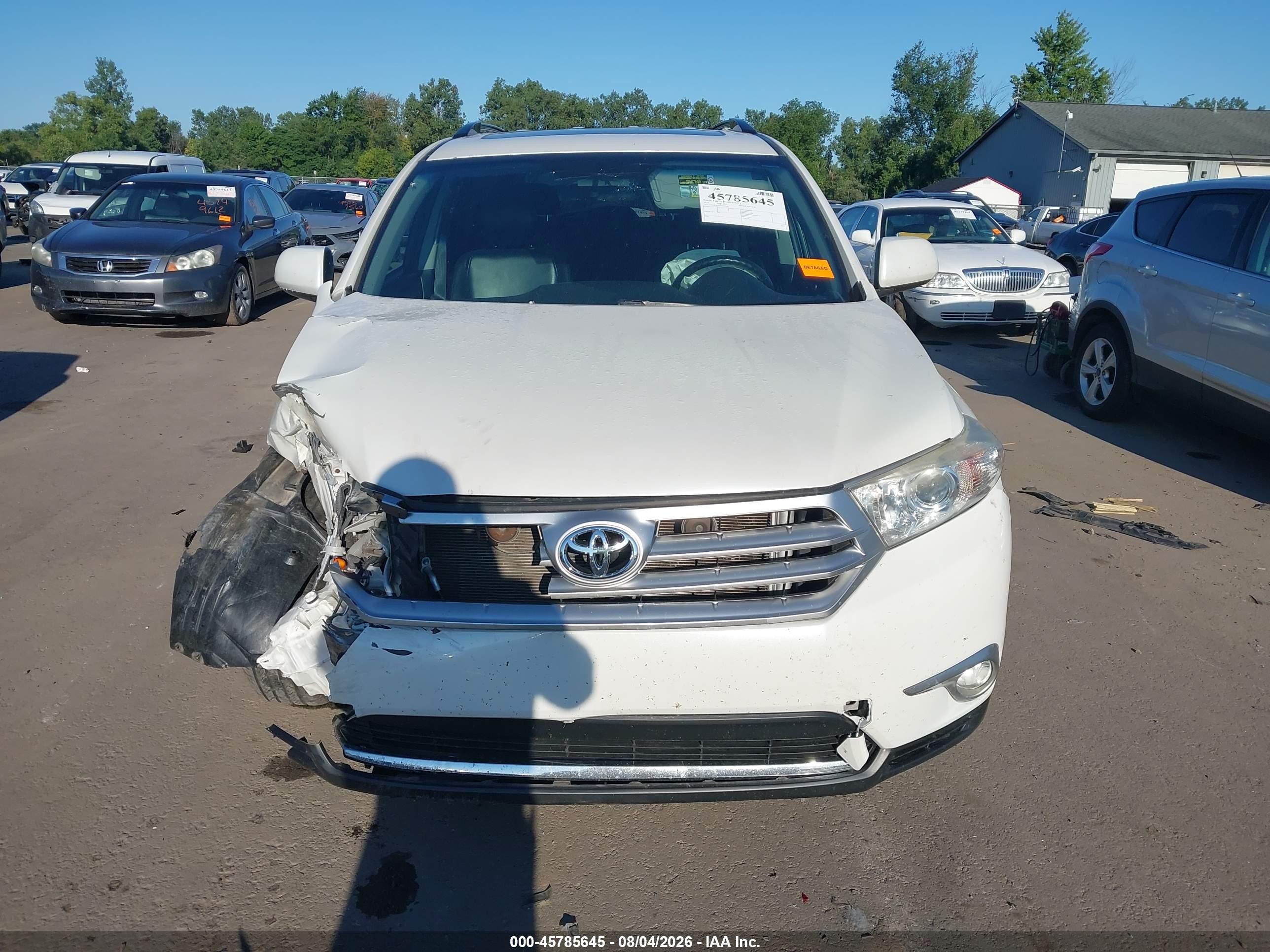 2013 Toyota Highlander Se V6 White vin: 5TDBK3EHXDS273100