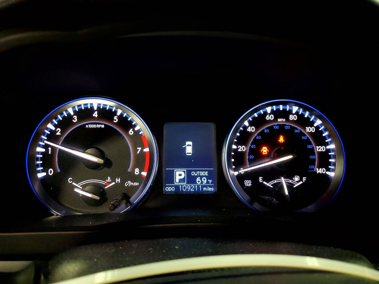 2014 Toyota Highlander Le Plus Белый vin: 5TDBKRFH0ES017518