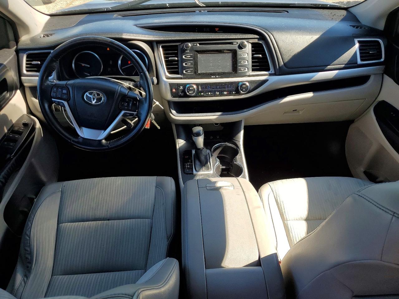 2015 Toyota Highlander Le Plus Серый vin: 5TDBKRFH1FS073890