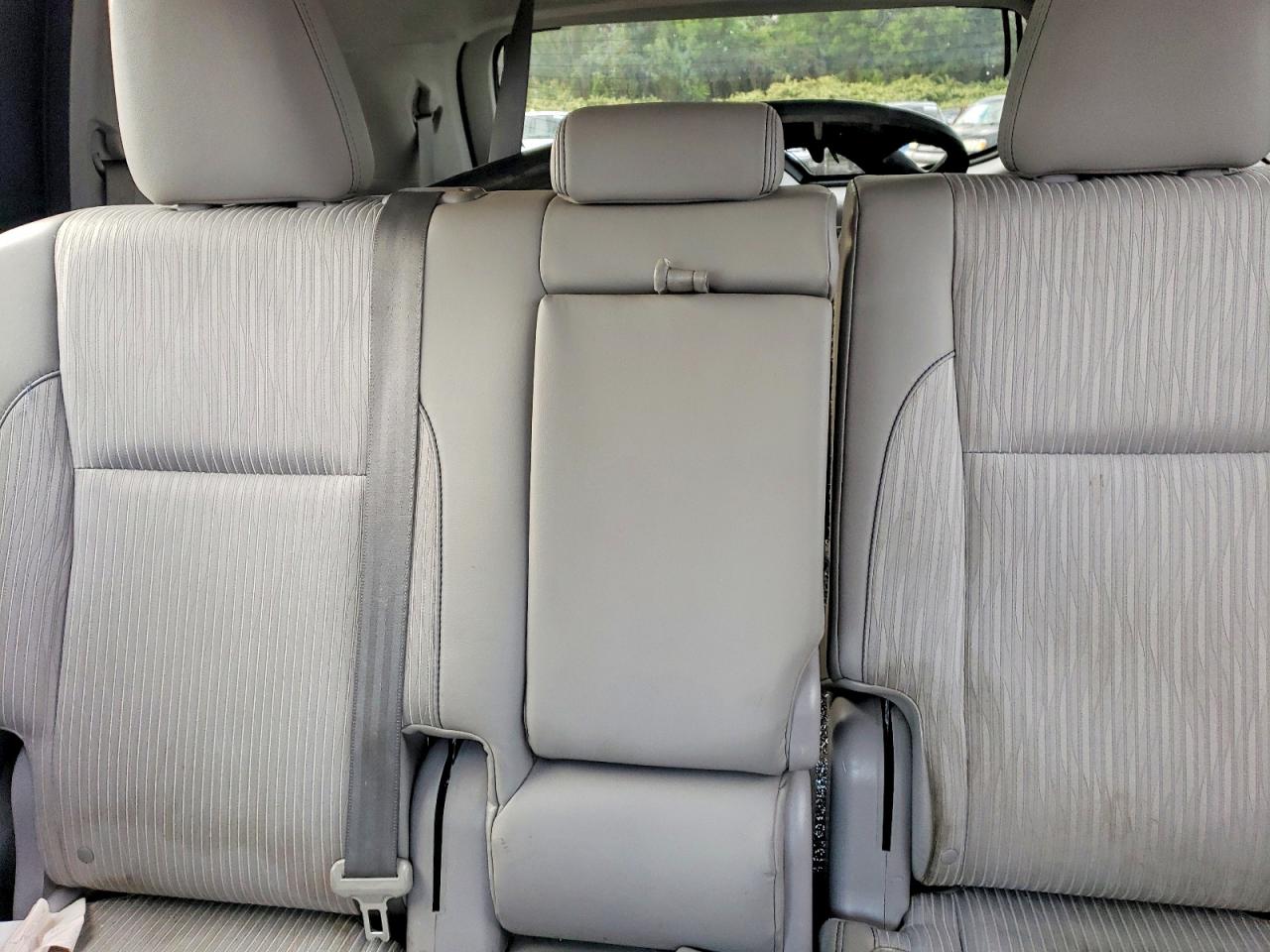 2015 Toyota Highlander Le Plus Синий vin: 5TDBKRFH1FS116687