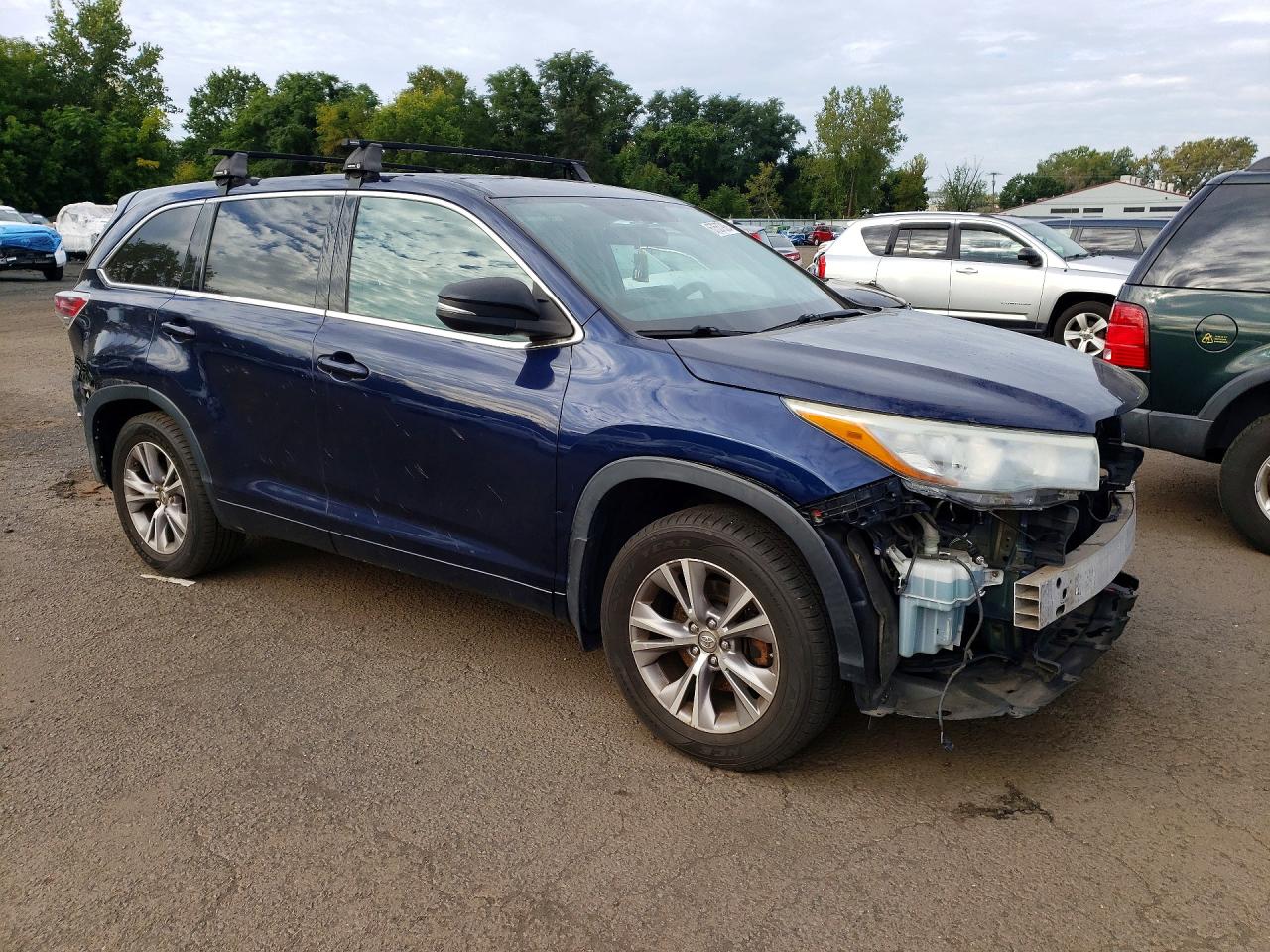 2015 Toyota Highlander Le Plus Синий vin: 5TDBKRFH1FS116687