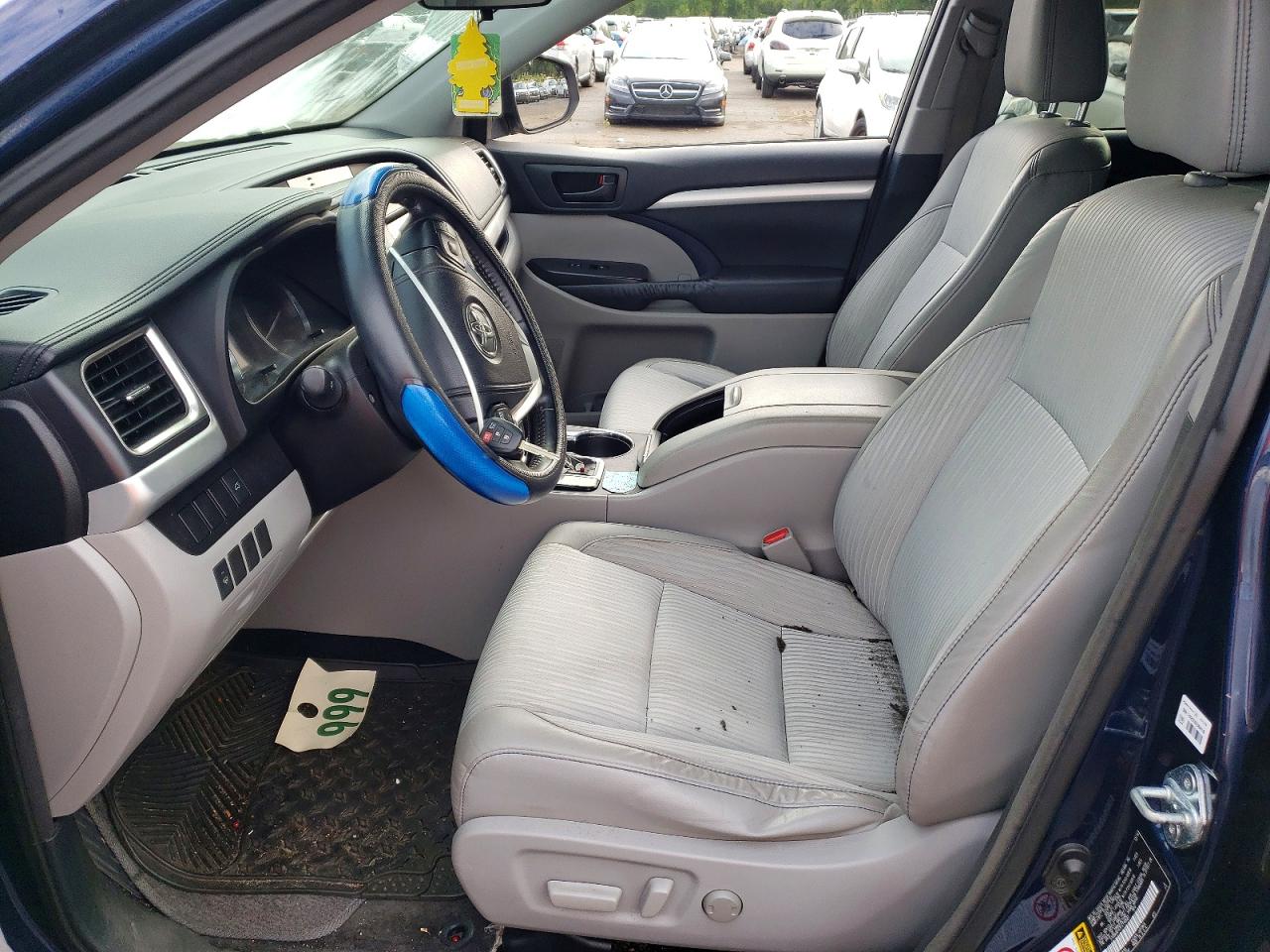 2015 Toyota Highlander Le Plus Синий vin: 5TDBKRFH1FS116687