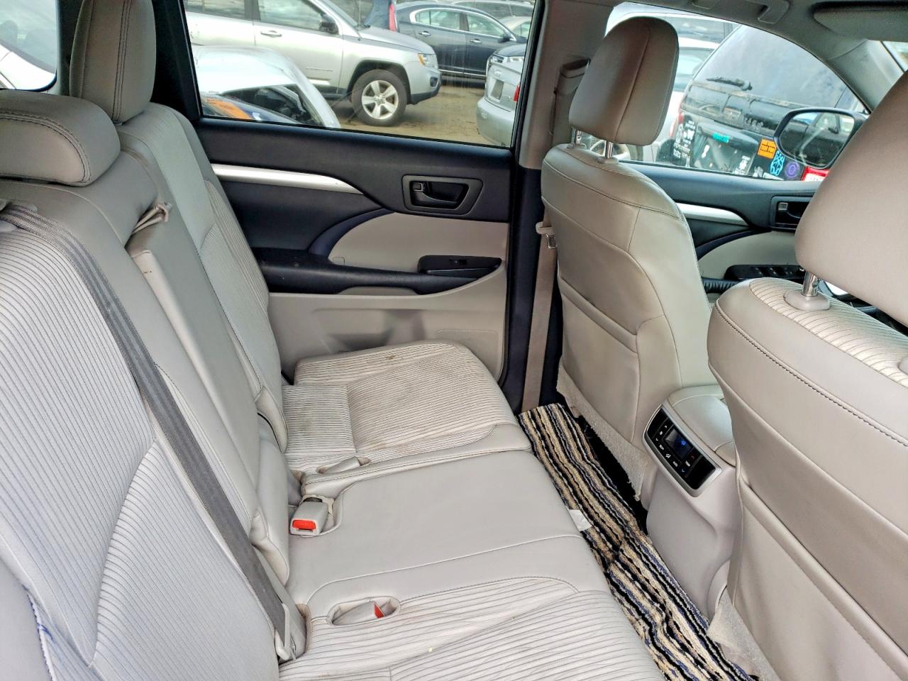 2015 Toyota Highlander Le Plus Синий vin: 5TDBKRFH1FS116687