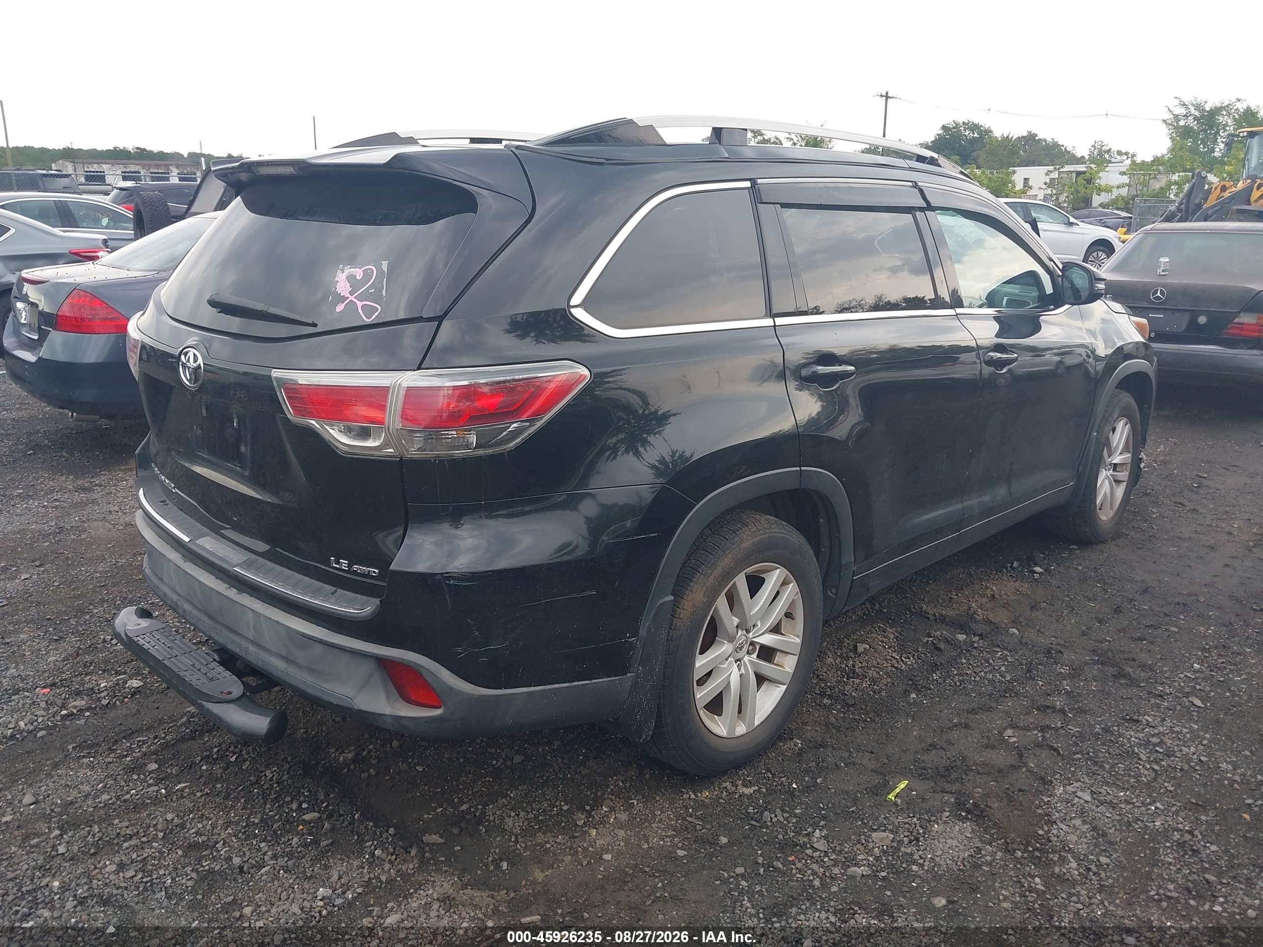 2015 Toyota Highlander Le V6 Черный vin: 5TDBKRFH1FS163363