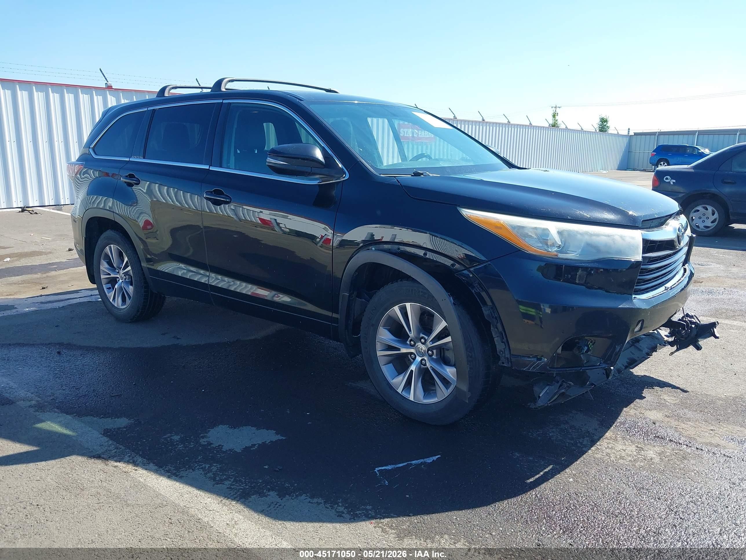 2015 Toyota Highlander Le Plus V6 Black vin: 5TDBKRFH1FS193348