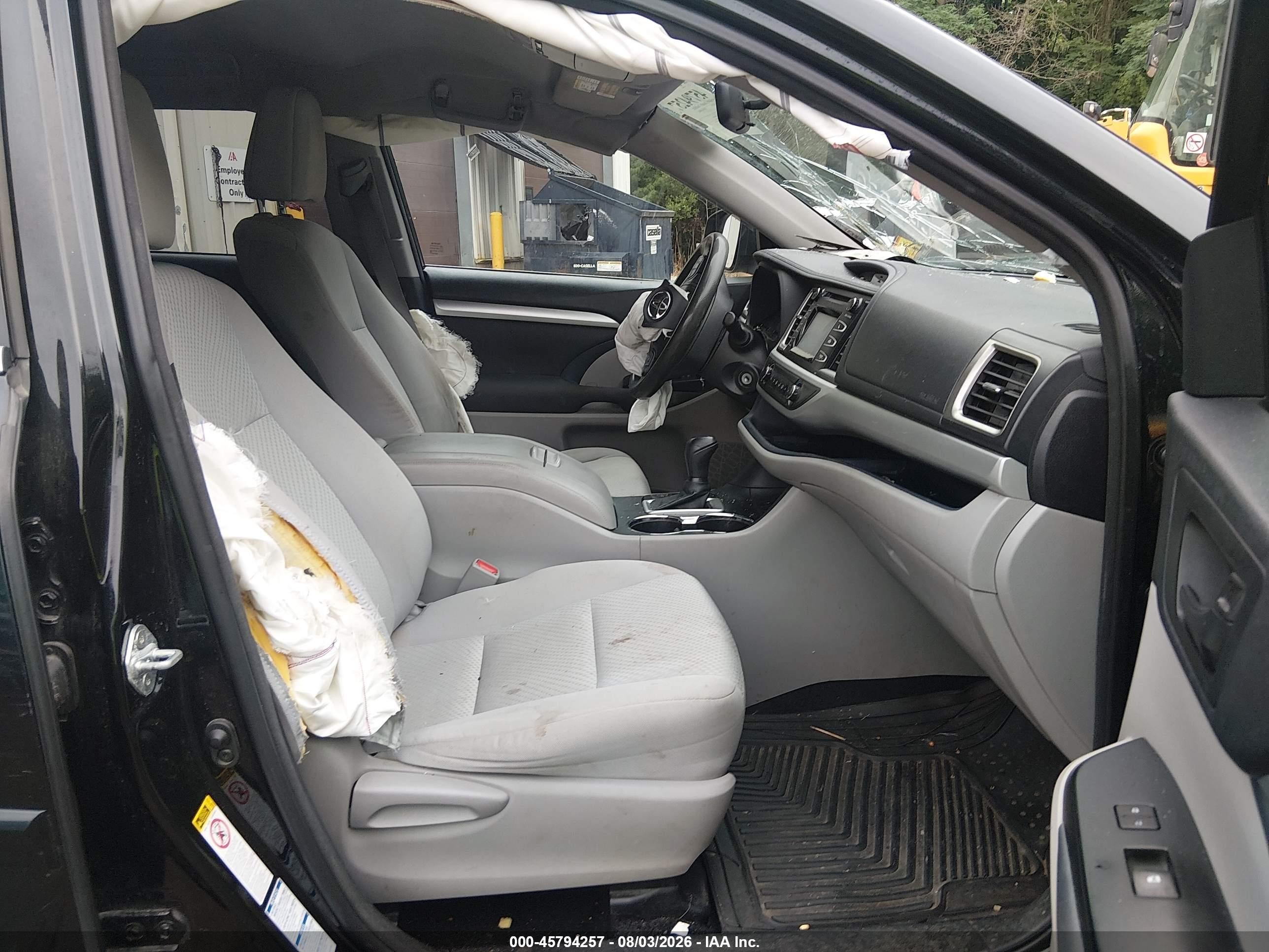 2015 Toyota Highlander Le V6 Черный vin: 5TDBKRFH2FS087135