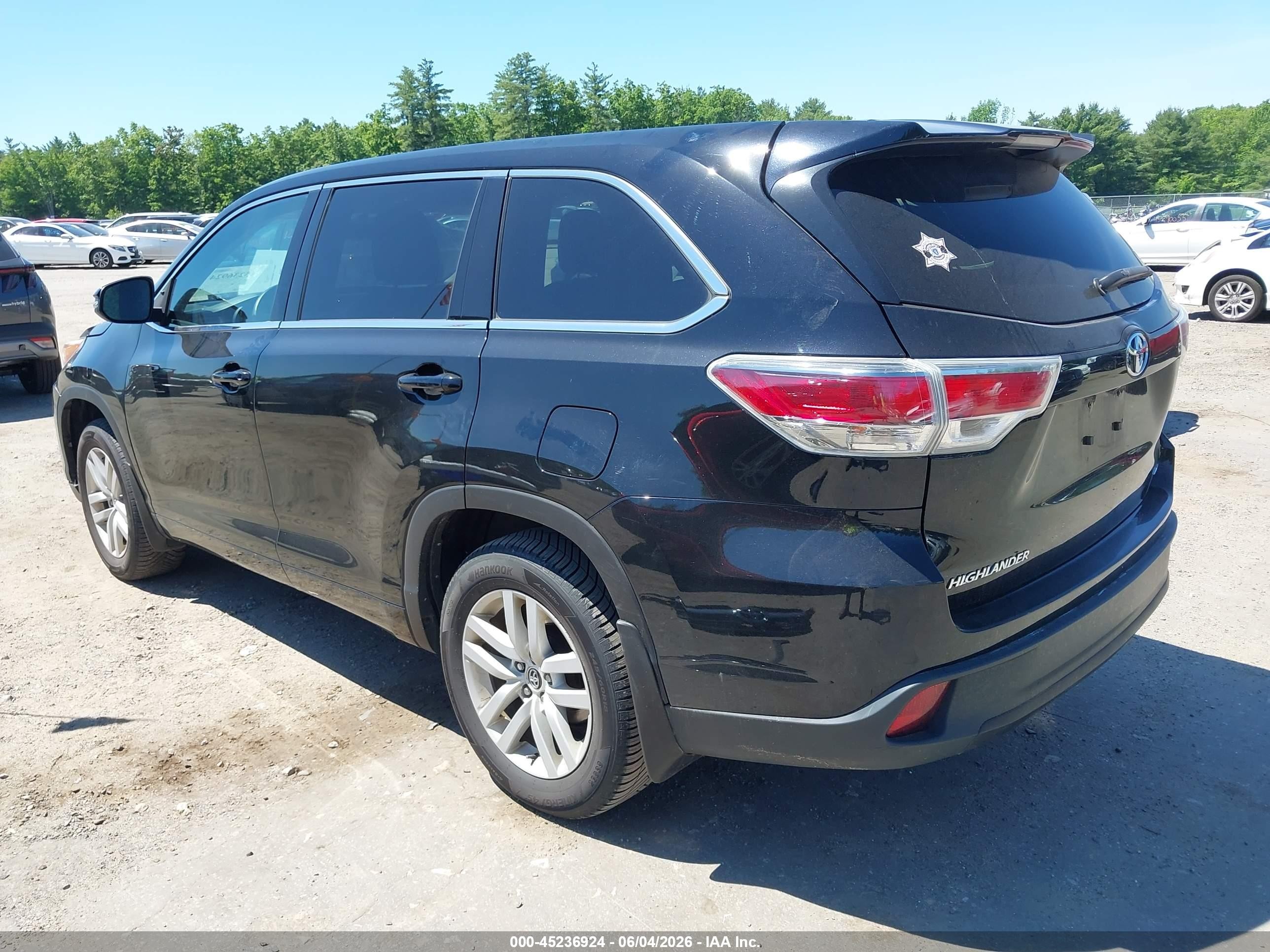 2016 Toyota Highlander Le V6 Черный vin: 5TDBKRFH2GS270584
