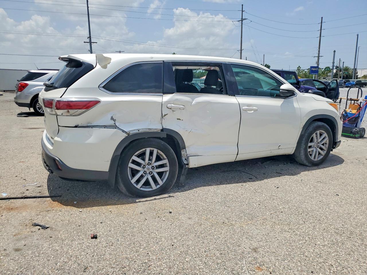 2014 Toyota Highlander Le White vin: 5TDBKRFH3ES055079