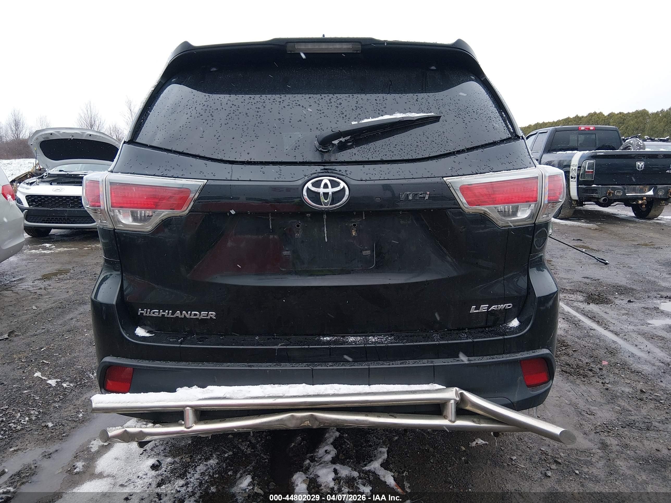 2015 Toyota Highlander Le Plus V6 Black vin: 5TDBKRFH3FS131286