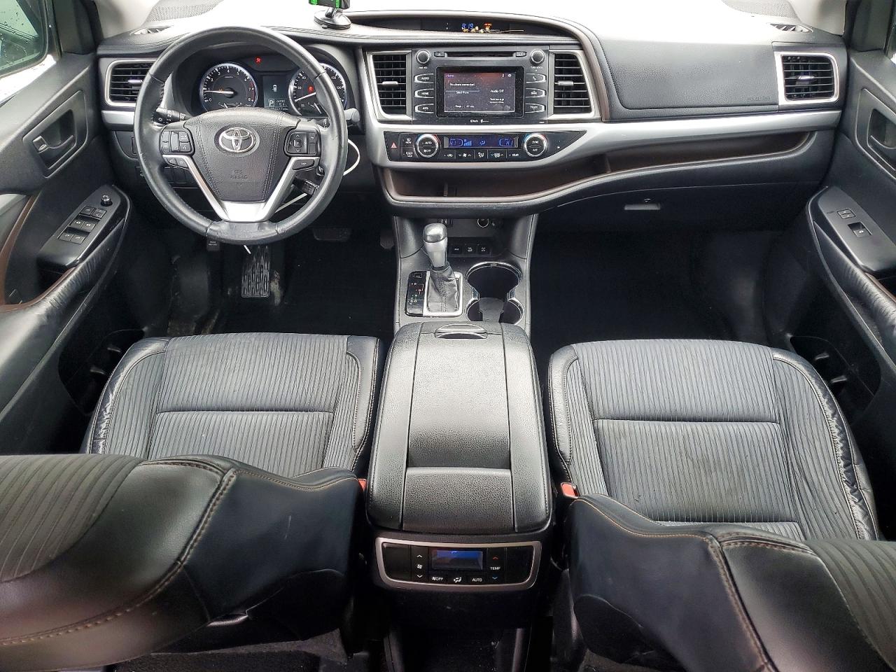 2015 Toyota Highlander Le Plus Black vin: 5TDBKRFH3FS140053