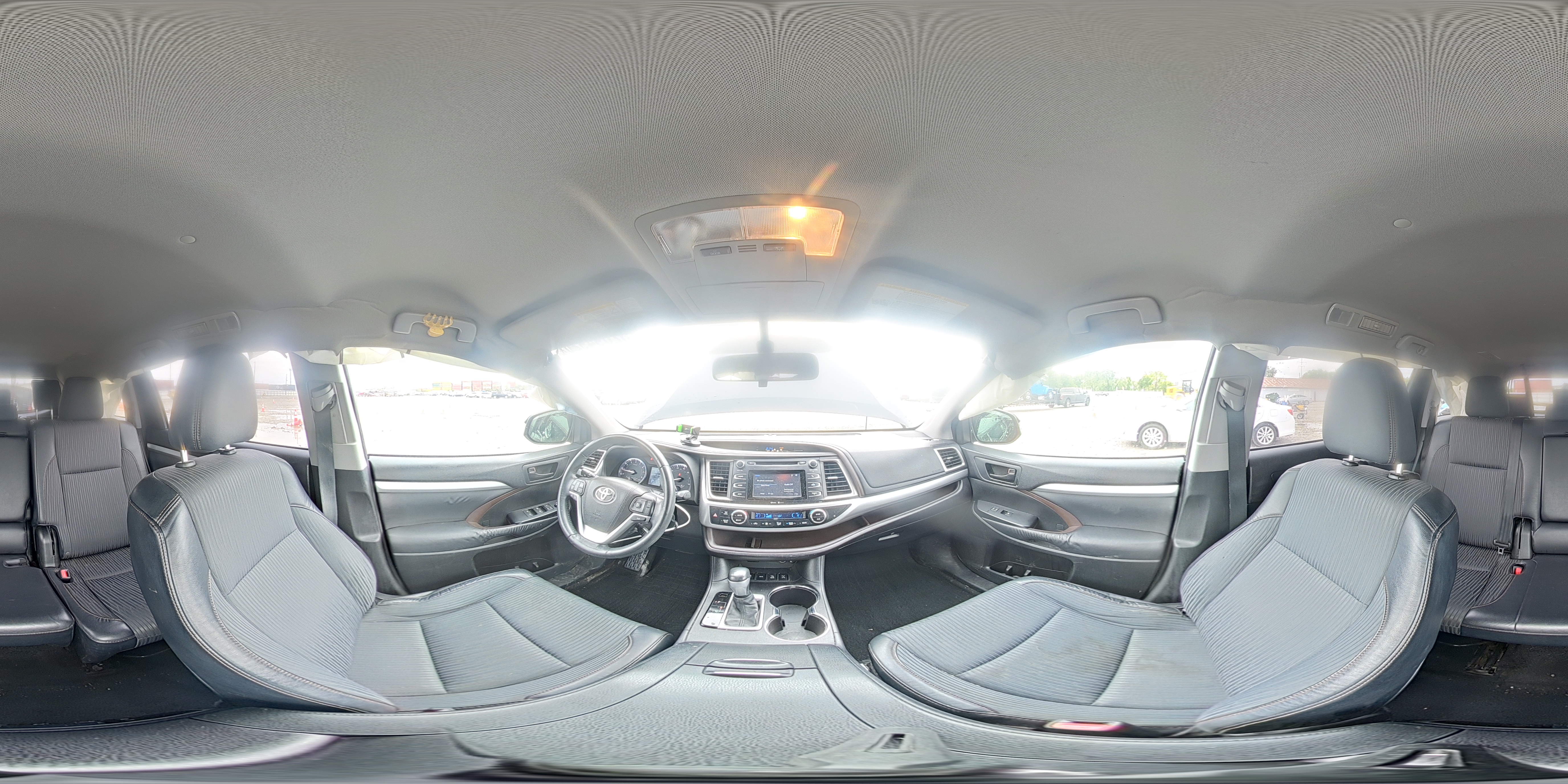 2015 Toyota Highlander Le Plus Black vin: 5TDBKRFH3FS140053