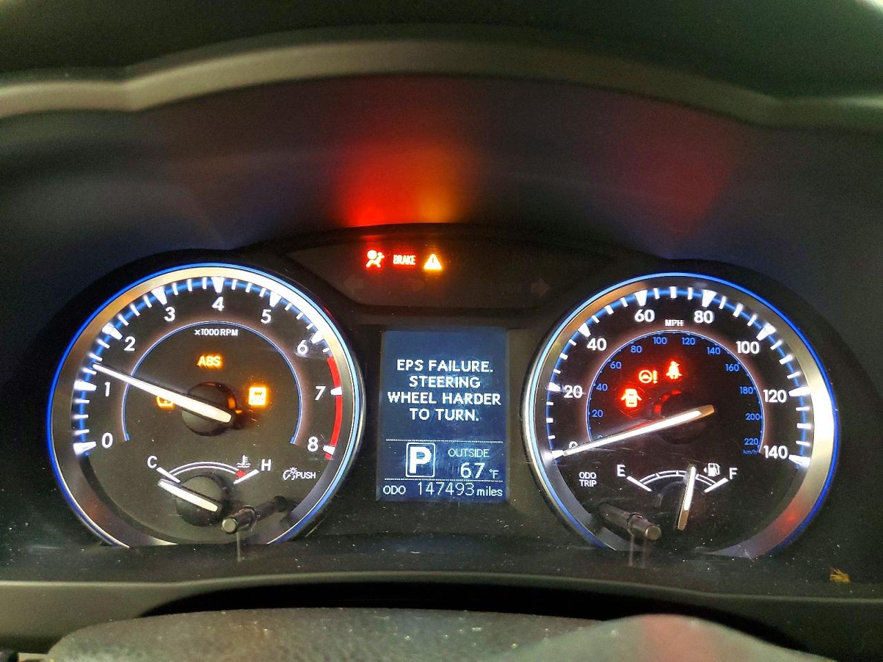 2015 Toyota Highlander Le Black vin: 5TDBKRFH3FS158214