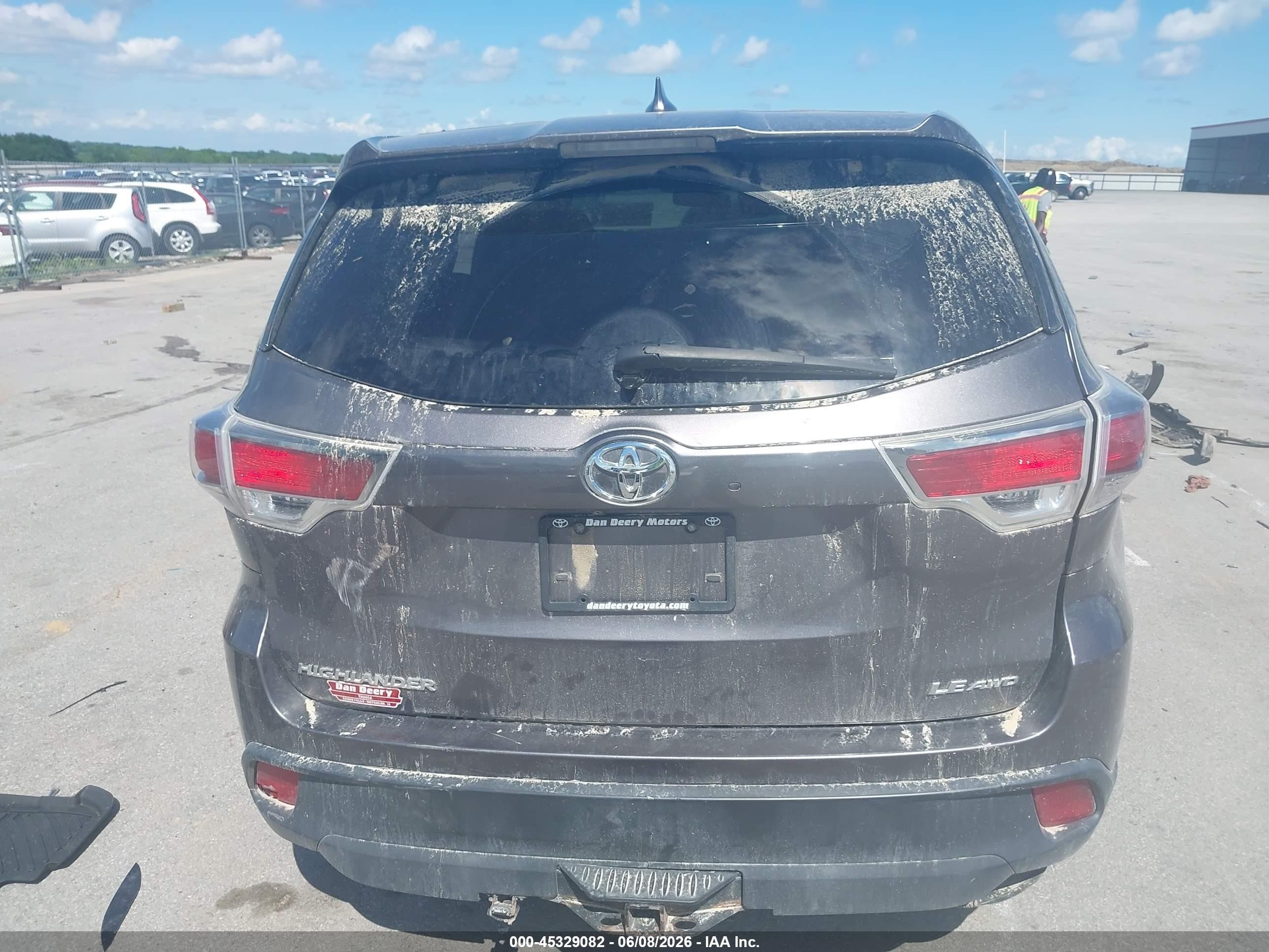 2015 Toyota Highlander Le Plus V6 Gray vin: 5TDBKRFH3FS199250