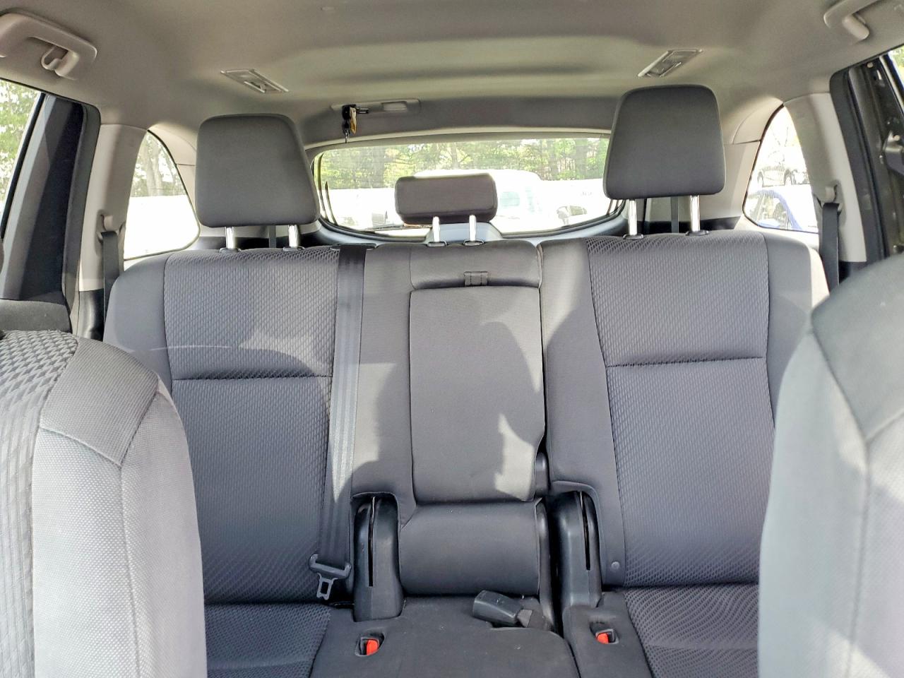 2016 Toyota Highlander Le Серый vin: 5TDBKRFH3GS271405