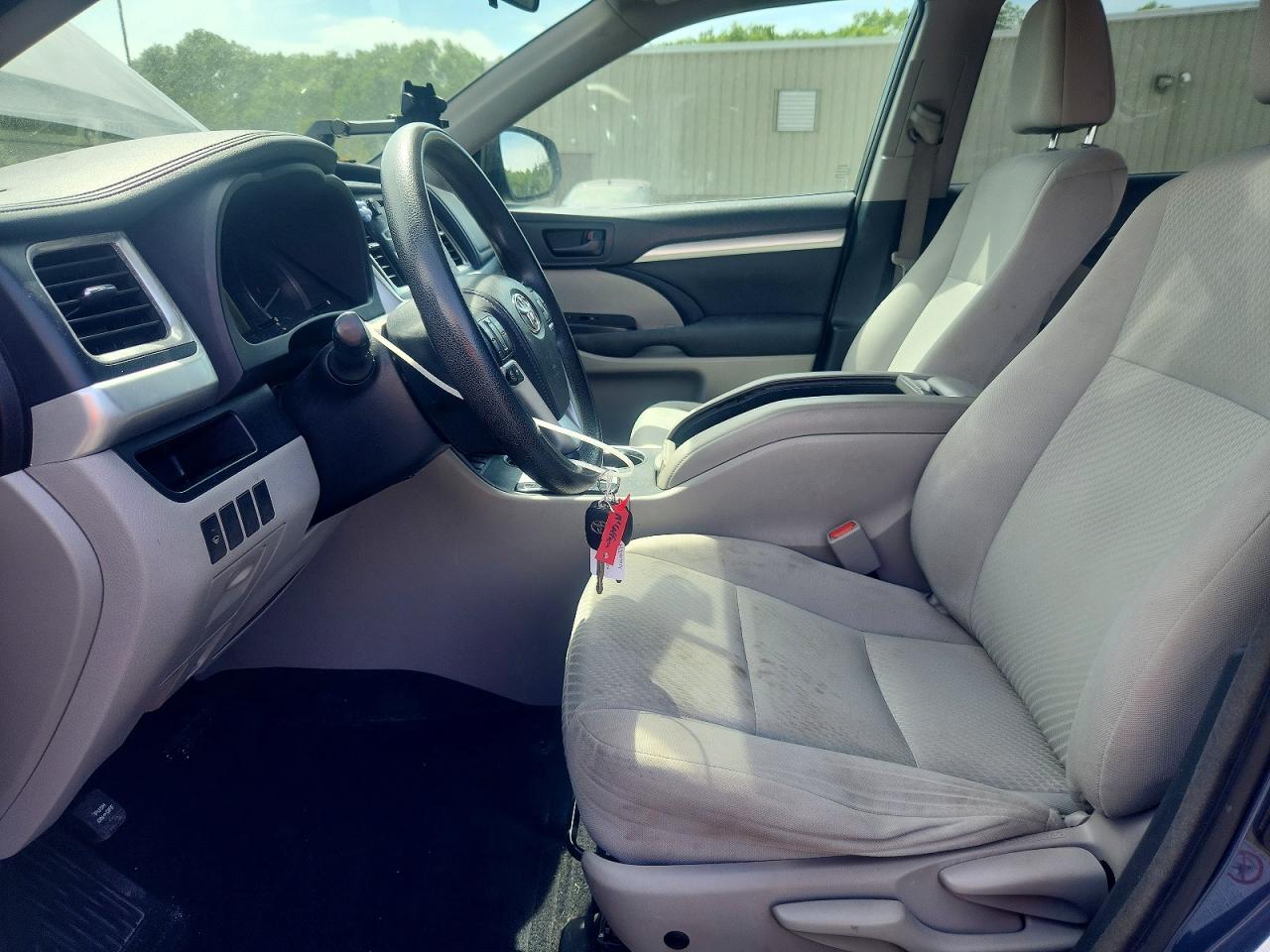 2014 Toyota Highlander Le Blue vin: 5TDBKRFH4ES005095