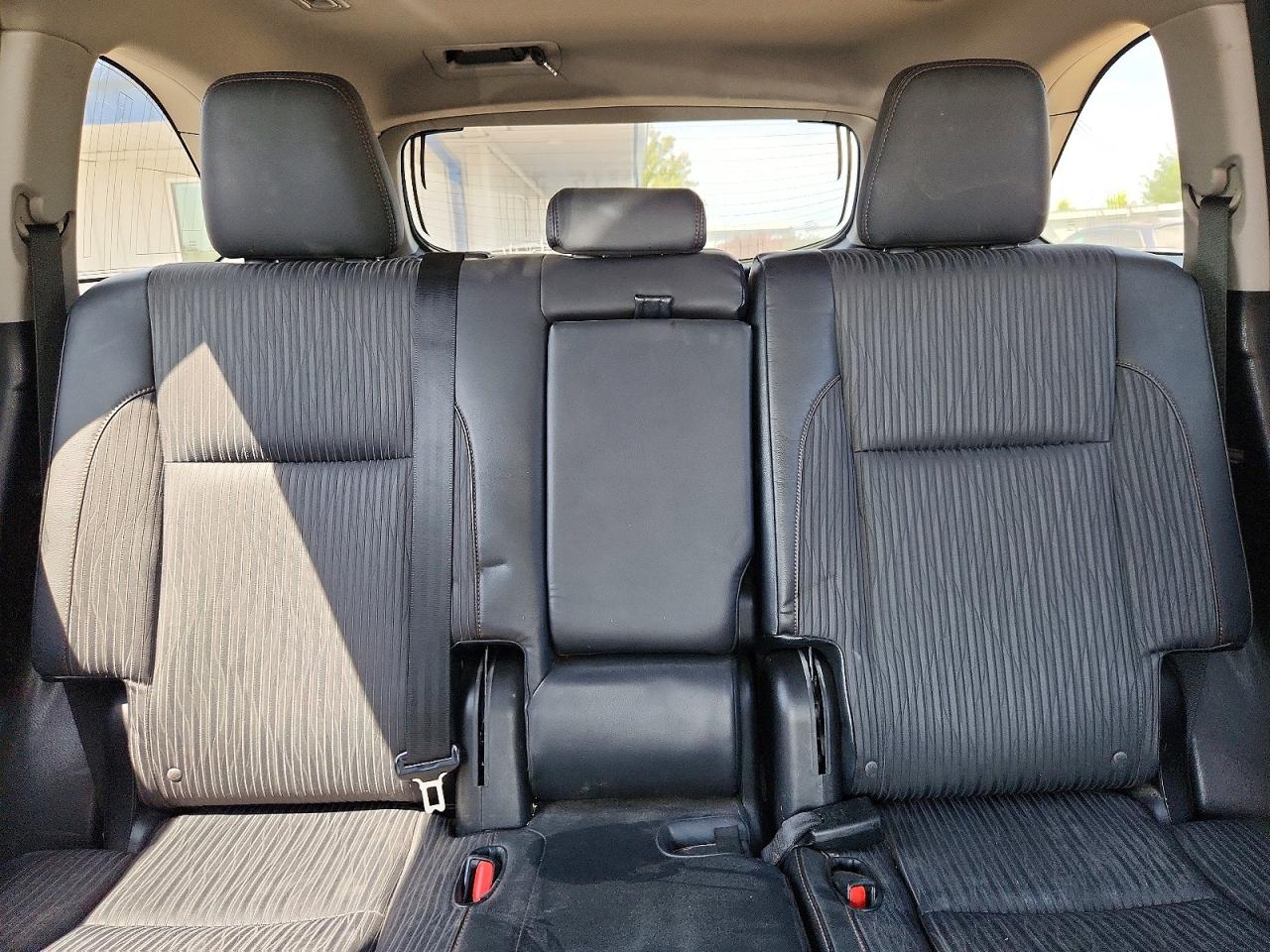 2014 Toyota Highlander Le Plus Silver vin: 5TDBKRFH4ES024987