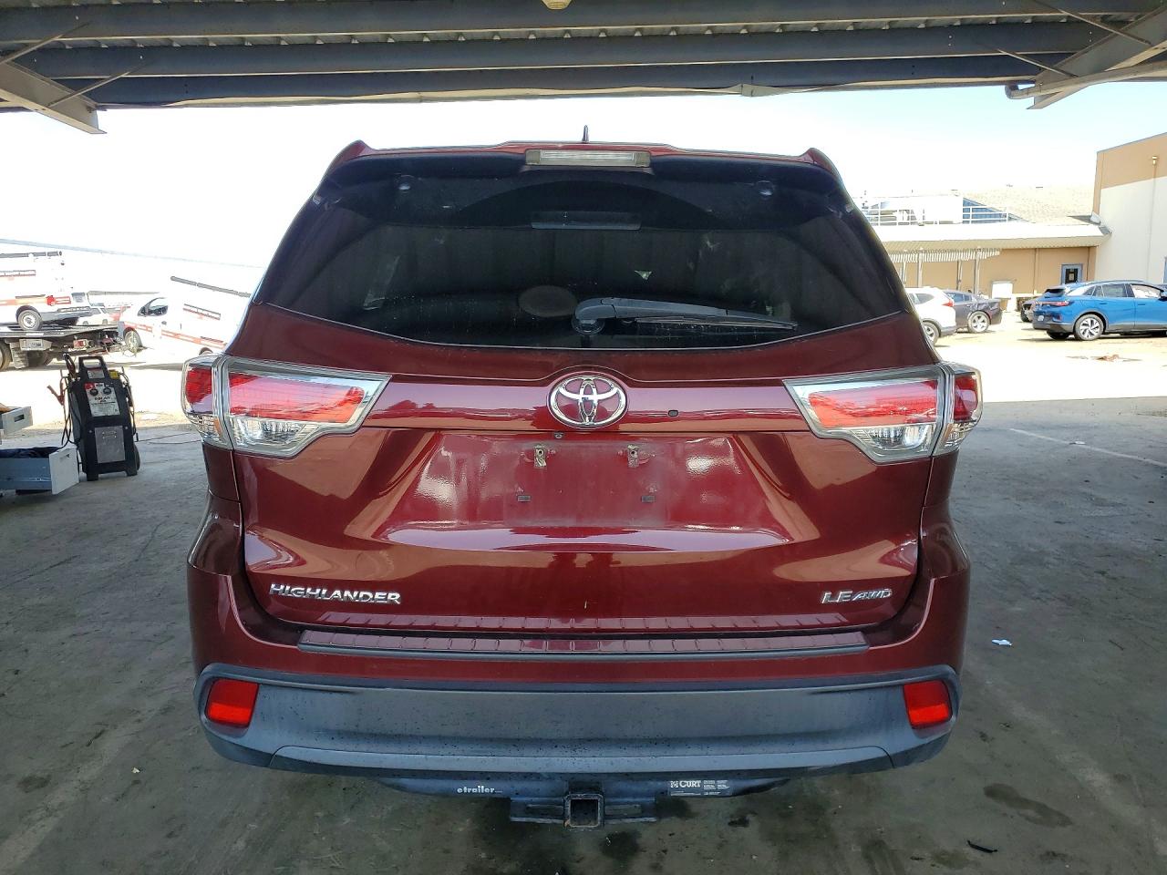 2014 Toyota Highlander Le Plus Burgundy vin: 5TDBKRFH4ES065880
