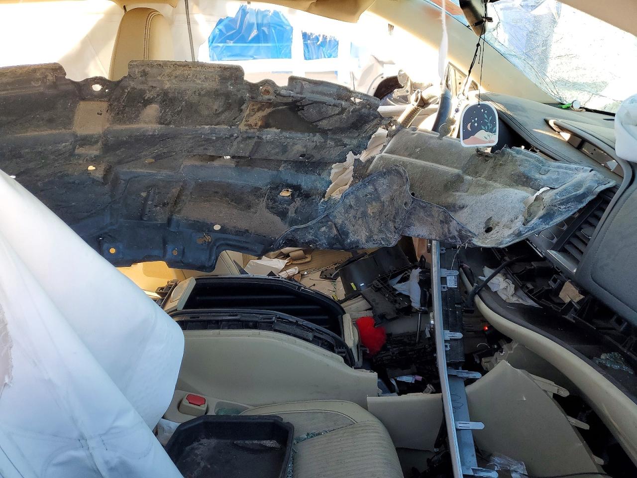 2014 Toyota Highlander Le Silver vin: 5TDBKRFH4ES071503