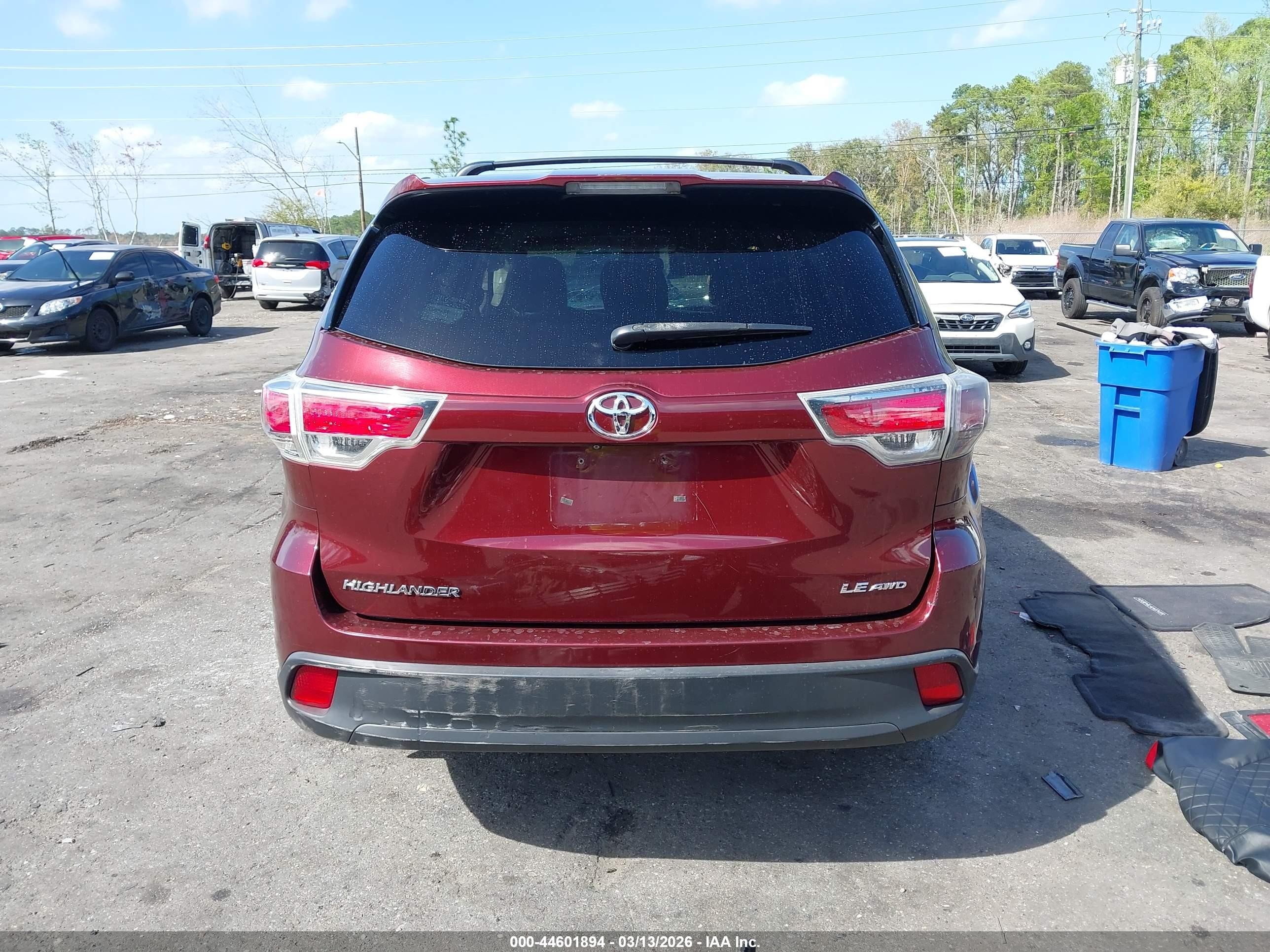 2015 Toyota Highlander Le V6 Brown vin: 5TDBKRFH4FS075181