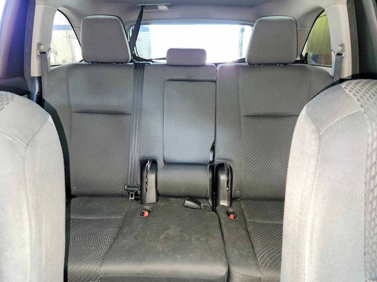 2015 Toyota Highlander Le White vin: 5TDBKRFH4FS121429