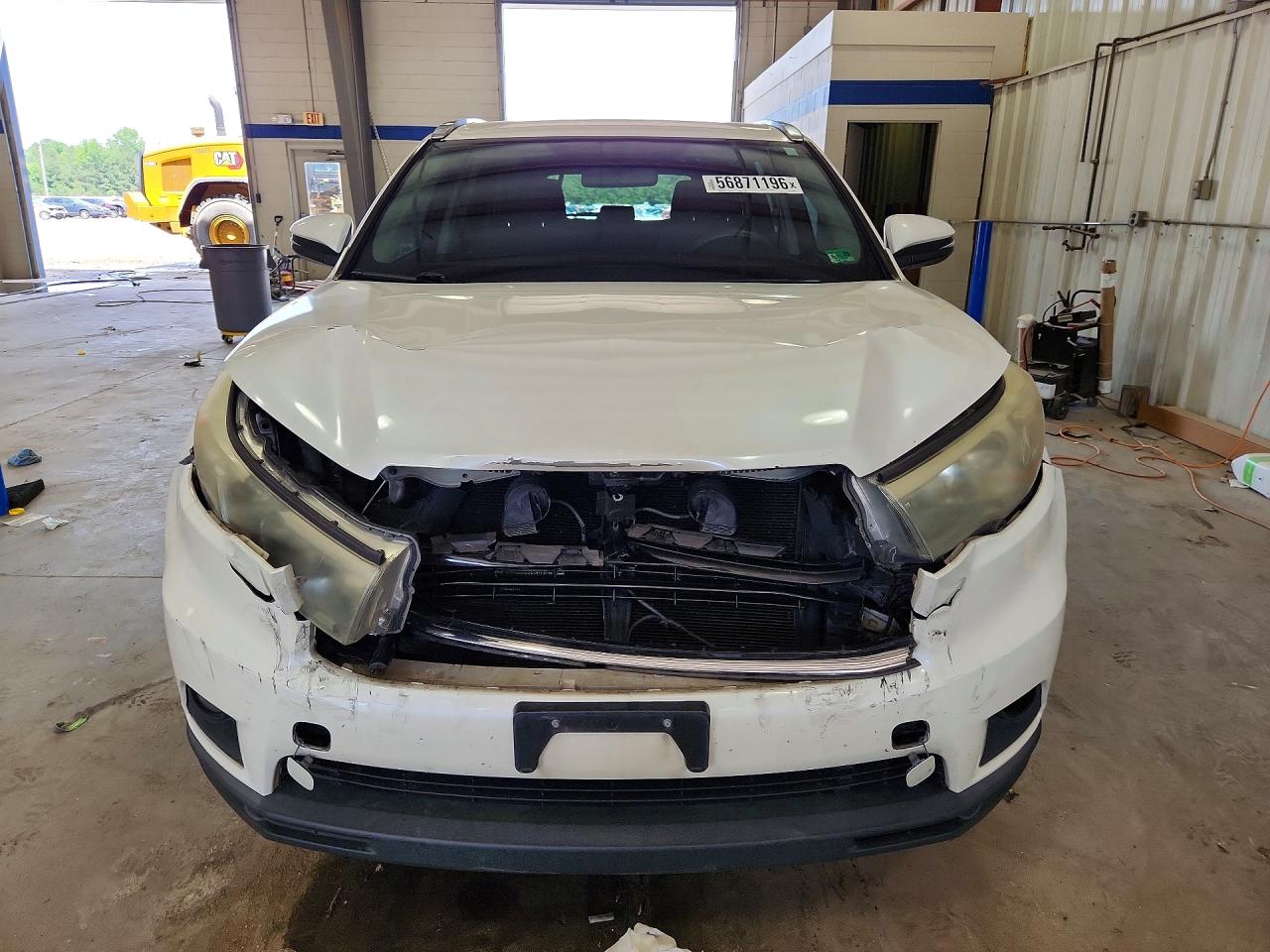 2015 Toyota Highlander Le White vin: 5TDBKRFH4FS121429