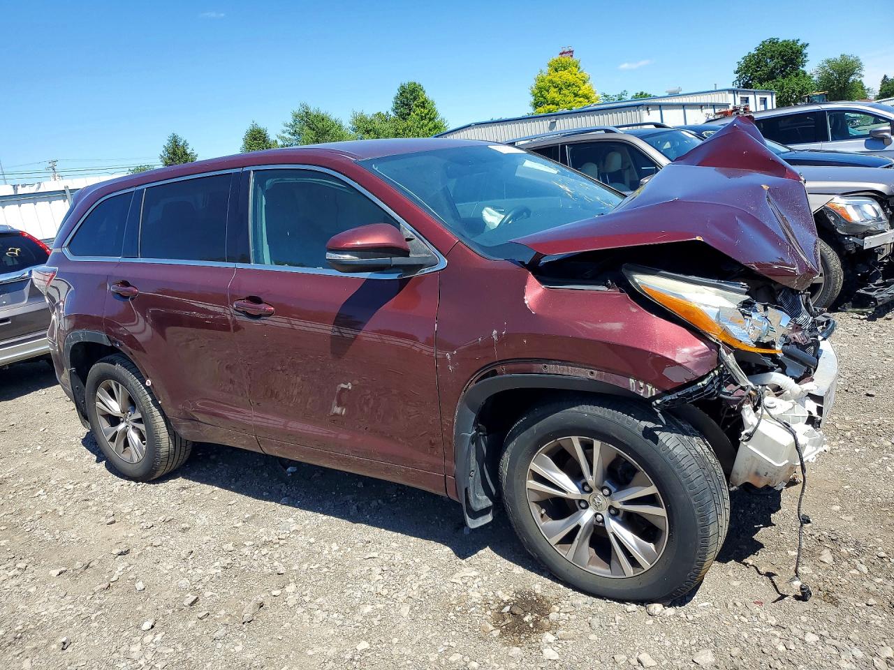 2015 Toyota Highlander Le Plus Maroon vin: 5TDBKRFH4FS172221