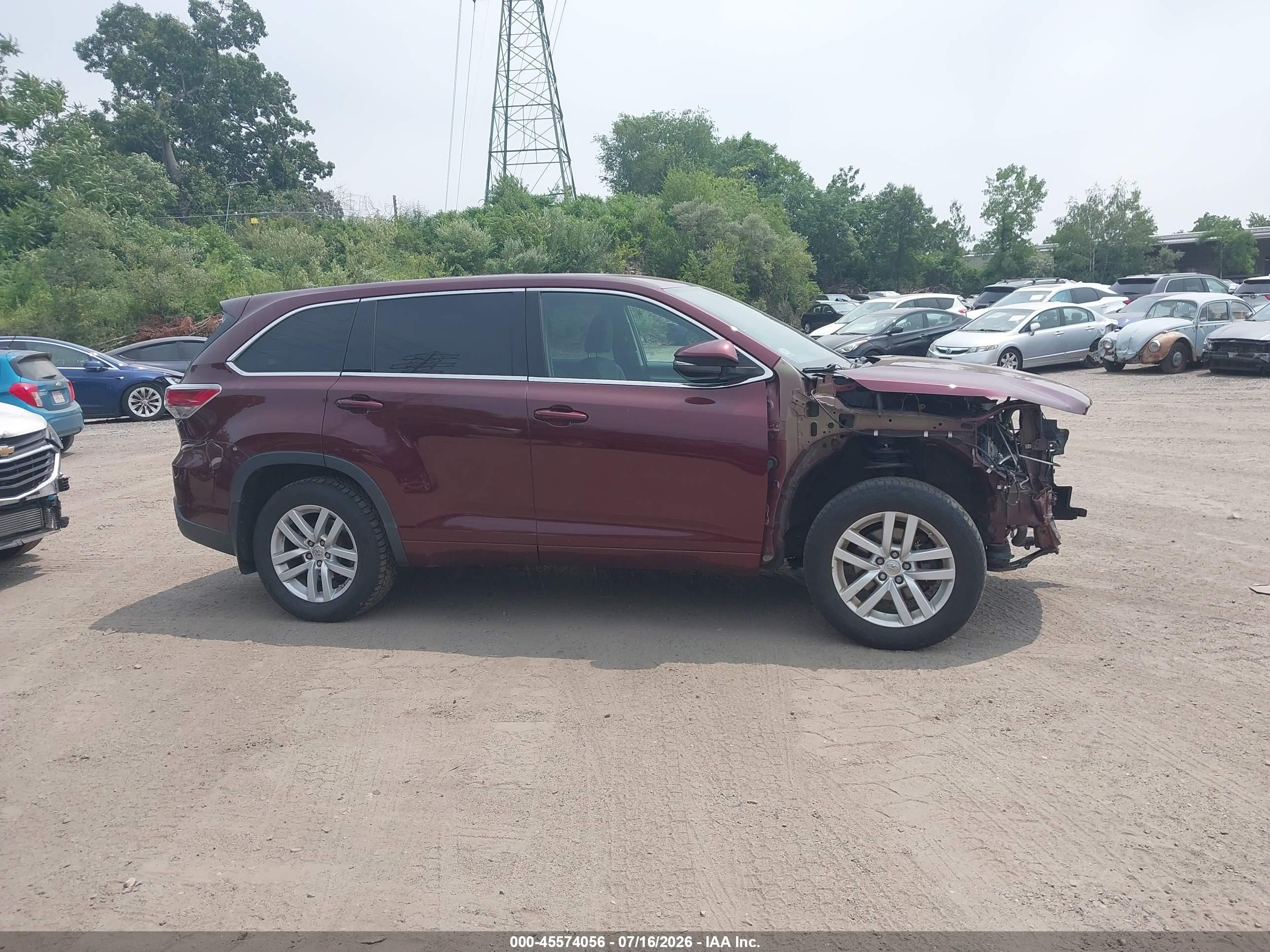 2014 Toyota Highlander Le V6 Red vin: 5TDBKRFH5ES071476