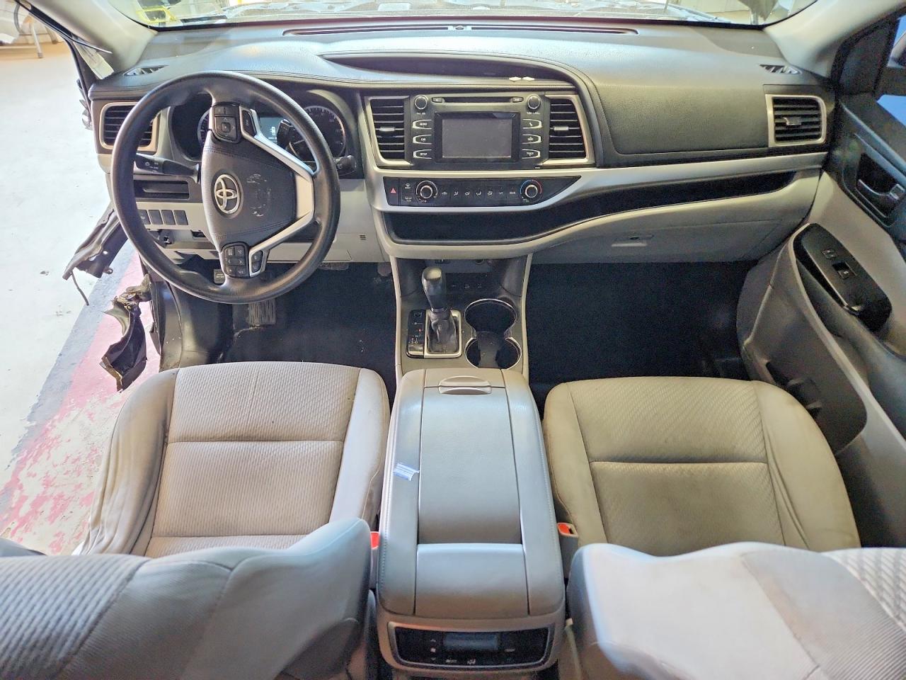 2015 Toyota Highlander Le Black vin: 5TDBKRFH5FS143018