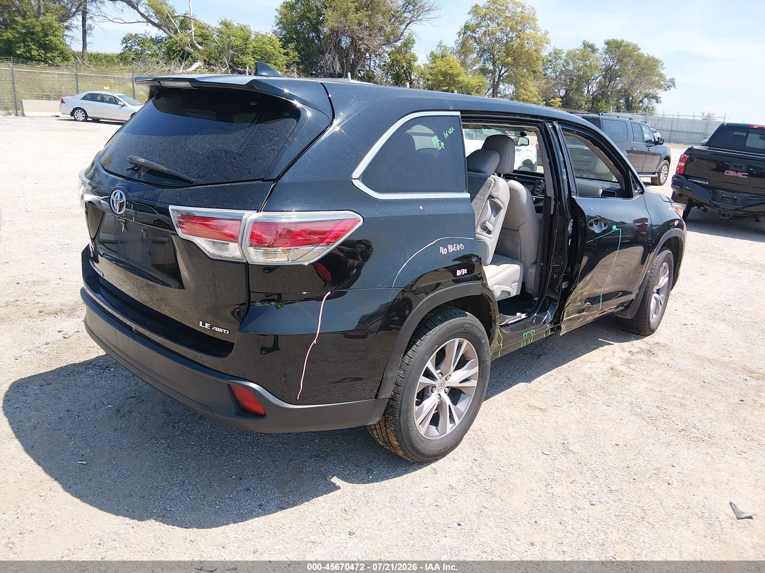 2015 Toyota Highlander Le Plus V6 Черный vin: 5TDBKRFH5FS145738