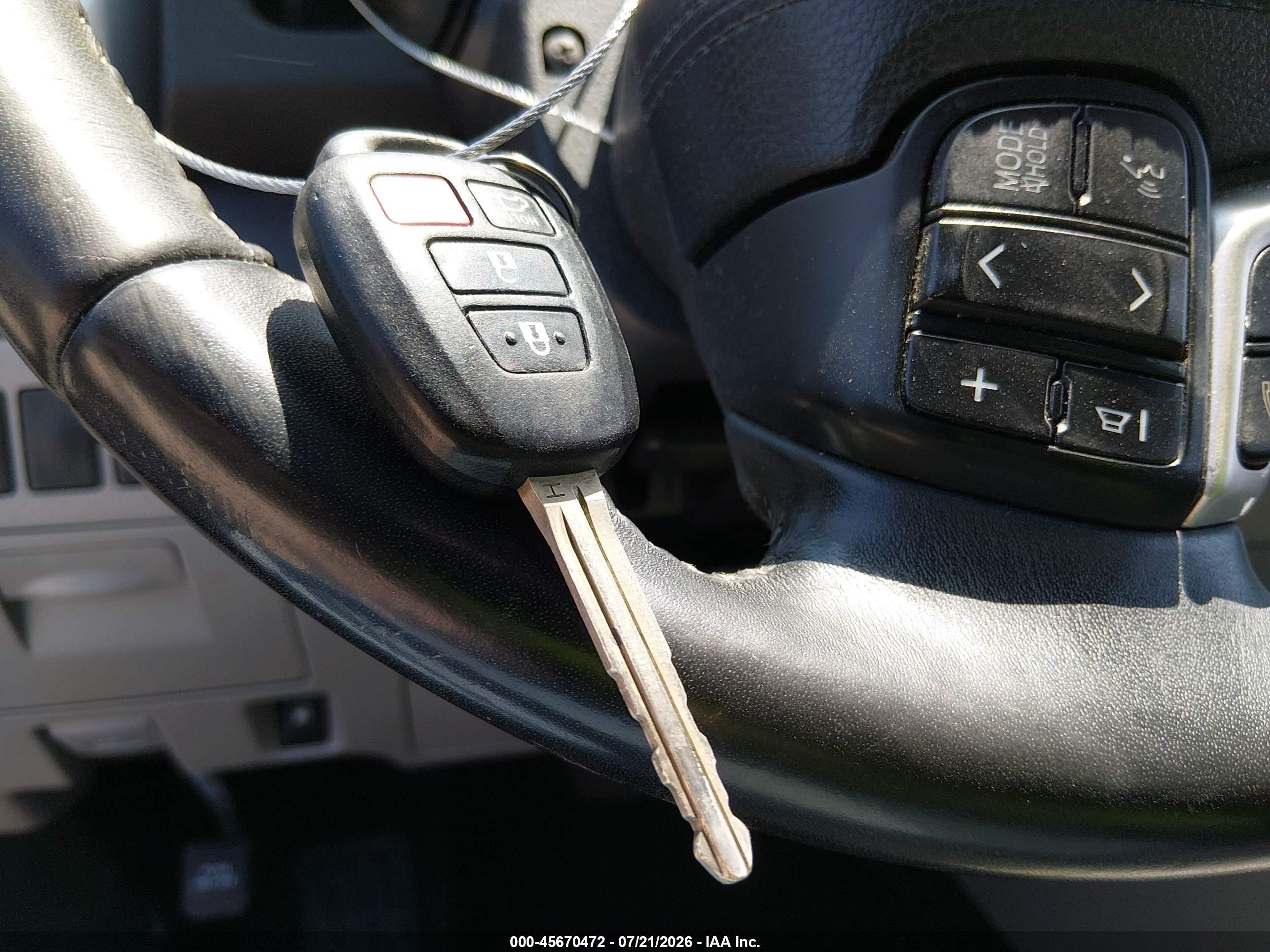 2015 Toyota Highlander Le Plus V6 Черный vin: 5TDBKRFH5FS145738