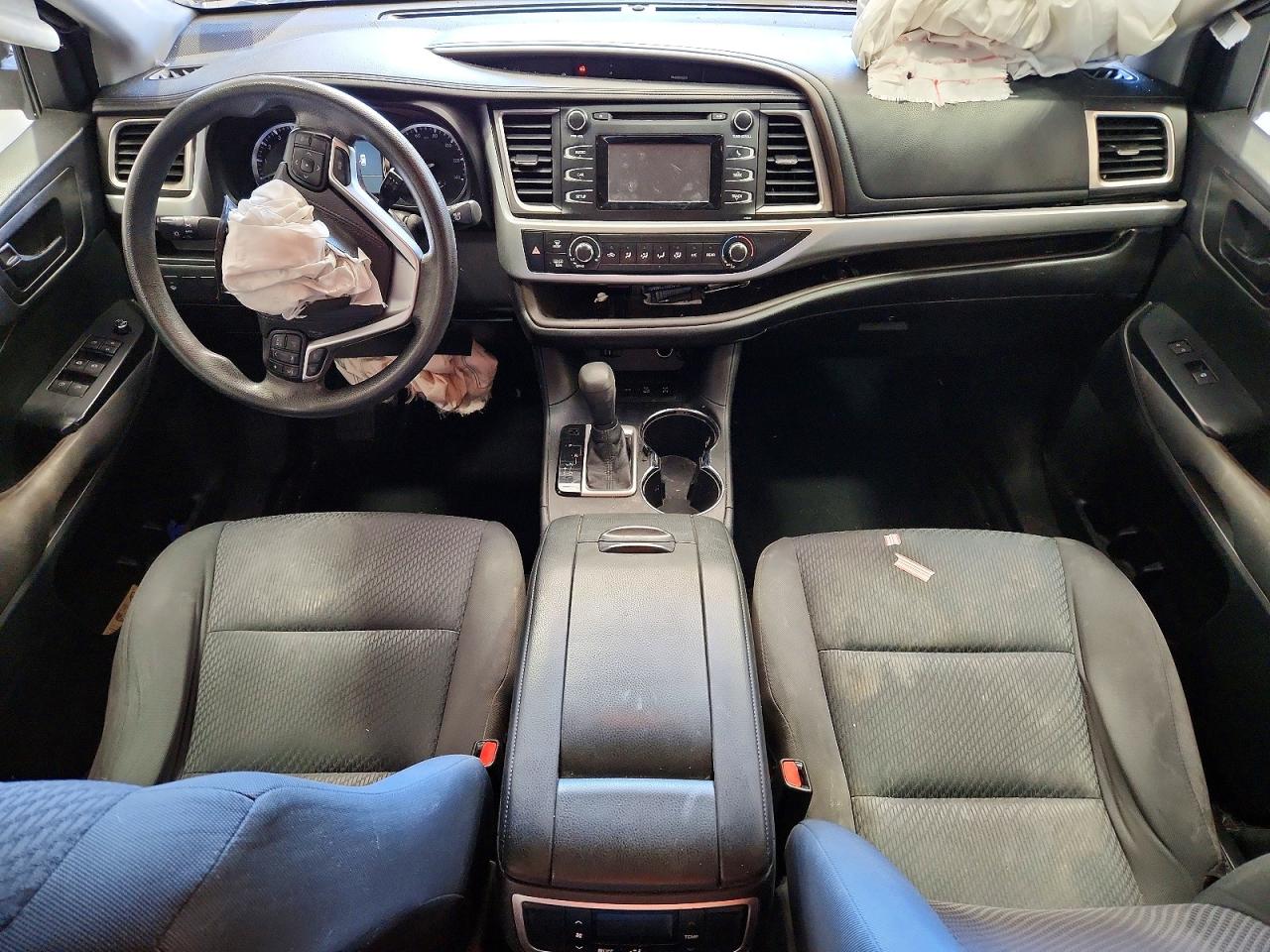 2015 Toyota Highlander Le Black vin: 5TDBKRFH5FS214735