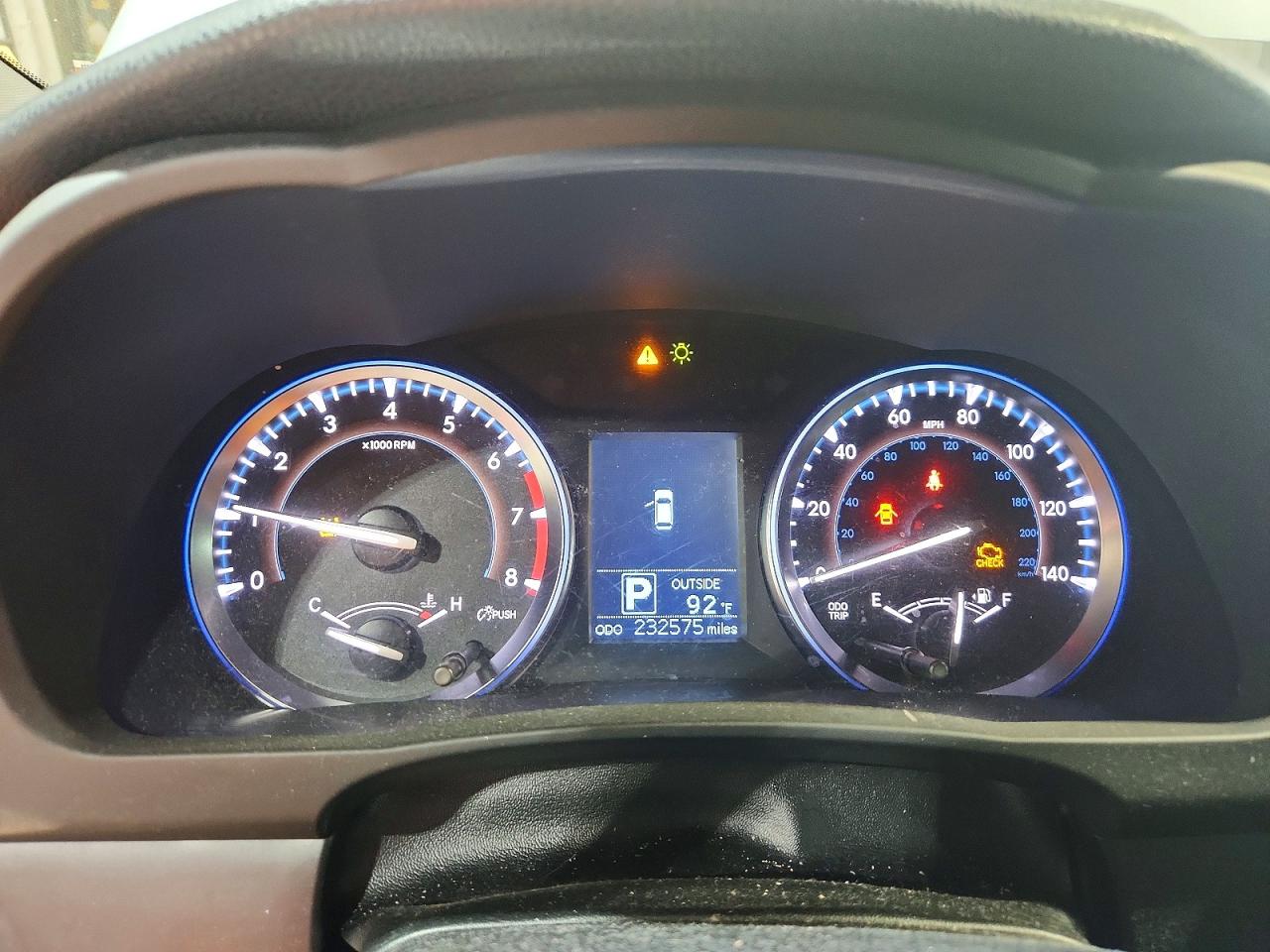 2014 Toyota Highlander Le Plus Gray vin: 5TDBKRFH6ES049437