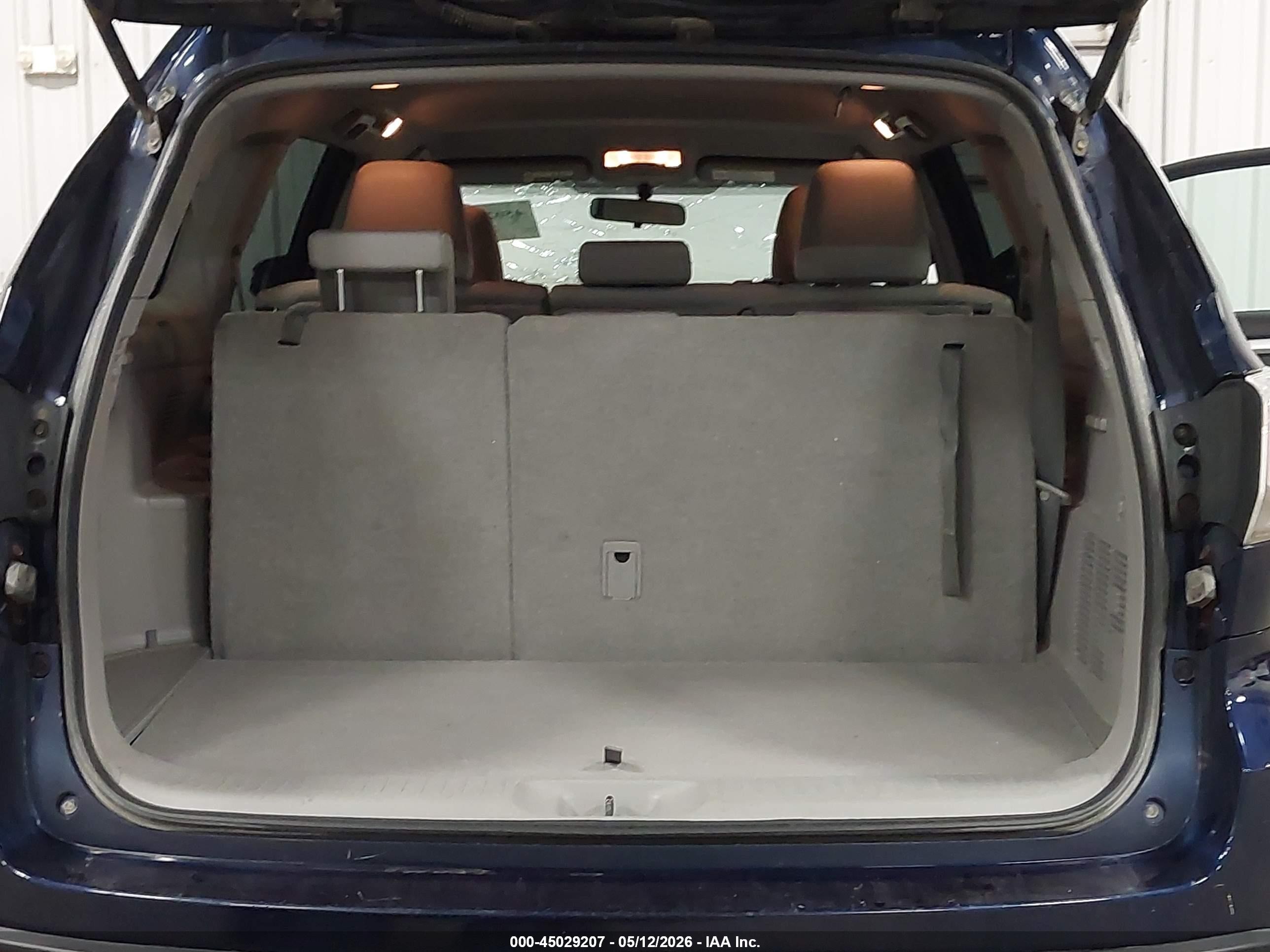 2015 Toyota Highlander Le V6 Blue vin: 5TDBKRFH6FS142265