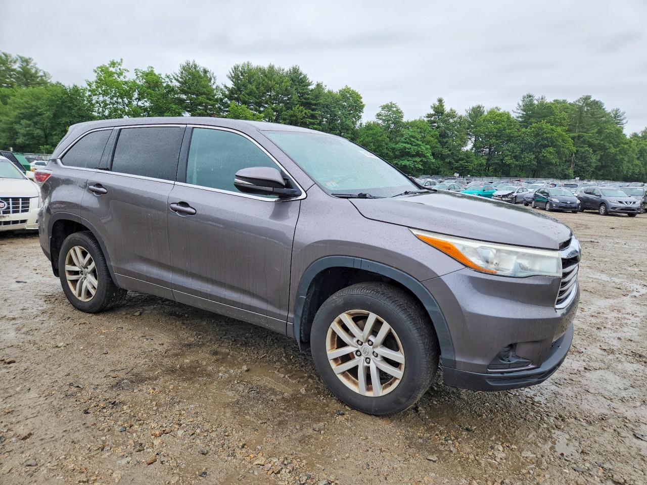 2015 Toyota Highlander Le Серый vin: 5TDBKRFH6FS175346