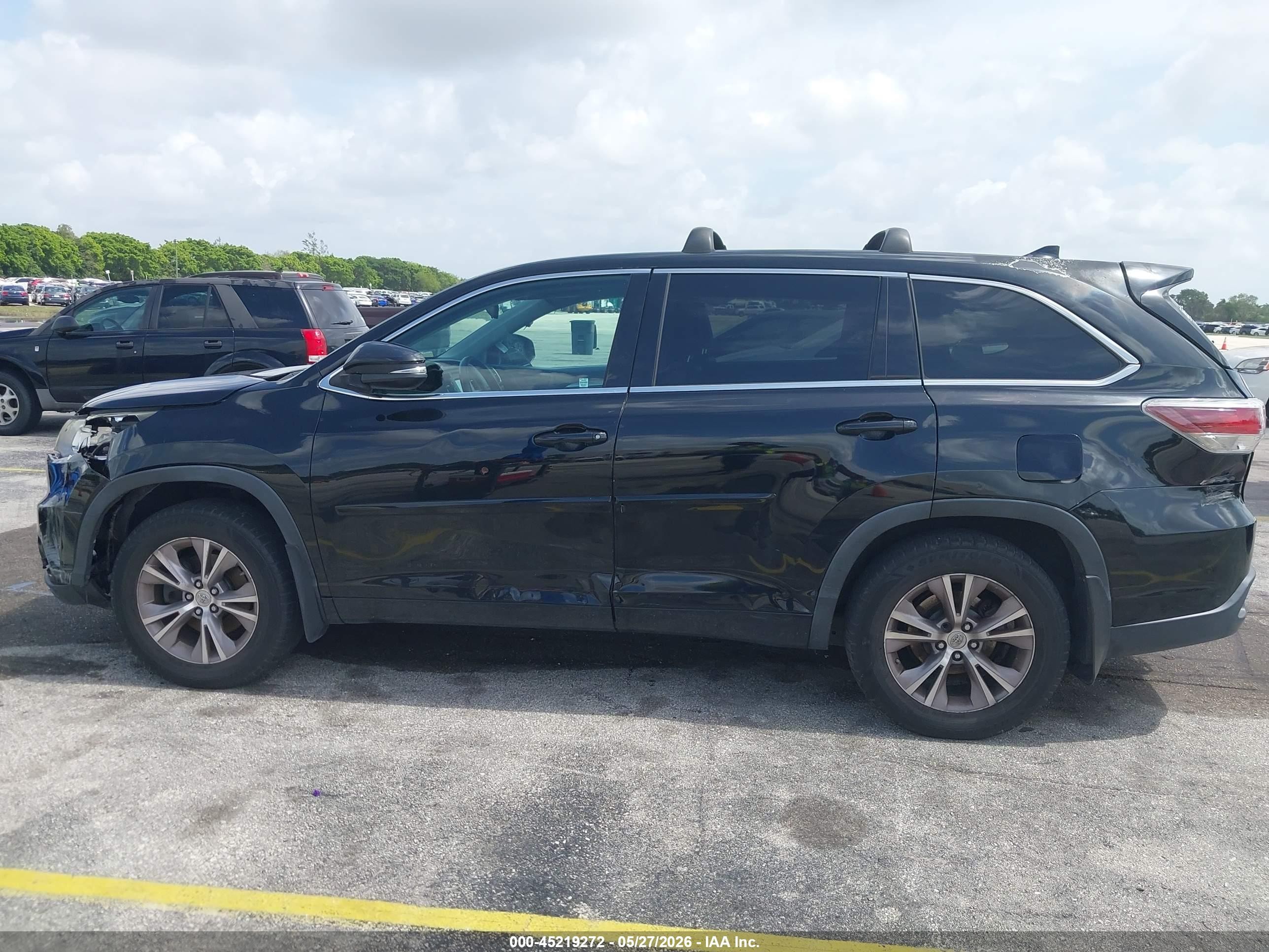 2014 Toyota Highlander Le Plus V6 Black vin: 5TDBKRFH7ES010307