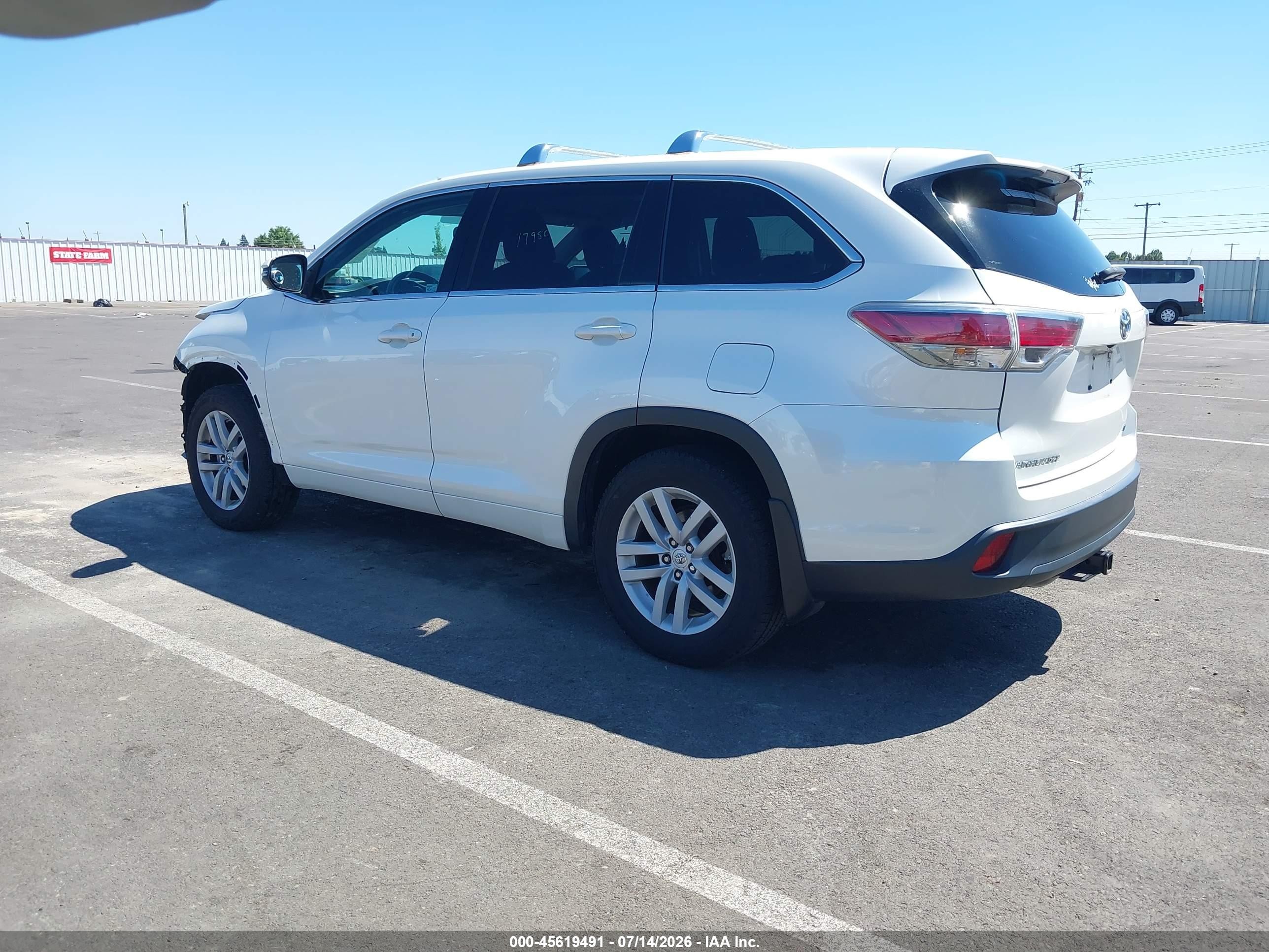 2014 Toyota Highlander Le V6 Белый vin: 5TDBKRFH7ES011375