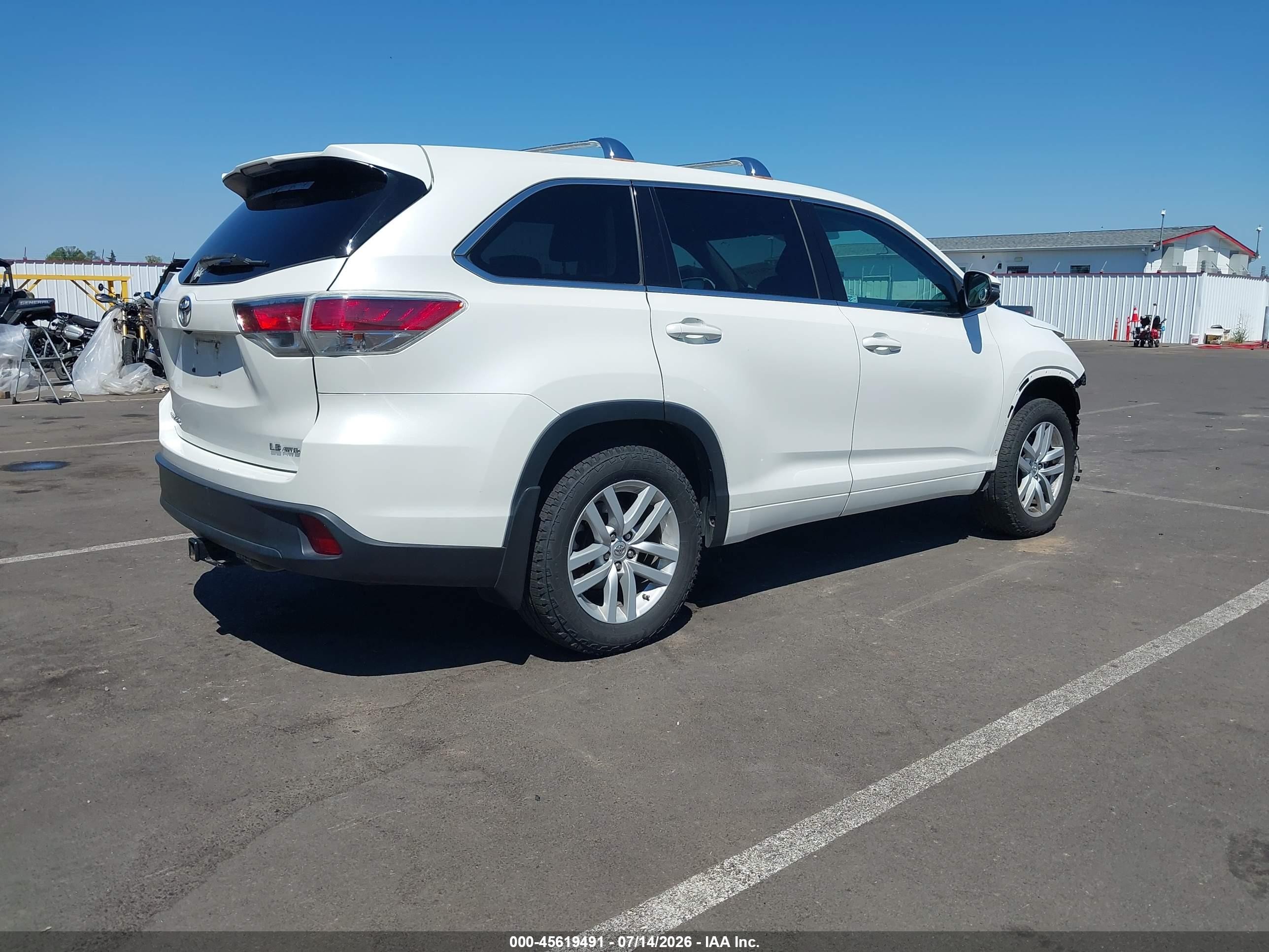 2014 Toyota Highlander Le V6 Белый vin: 5TDBKRFH7ES011375