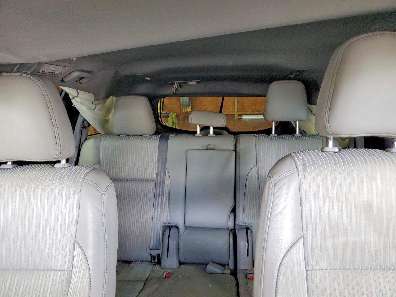 2014 Toyota Highlander Le Plus Gray vin: 5TDBKRFH7ES038902