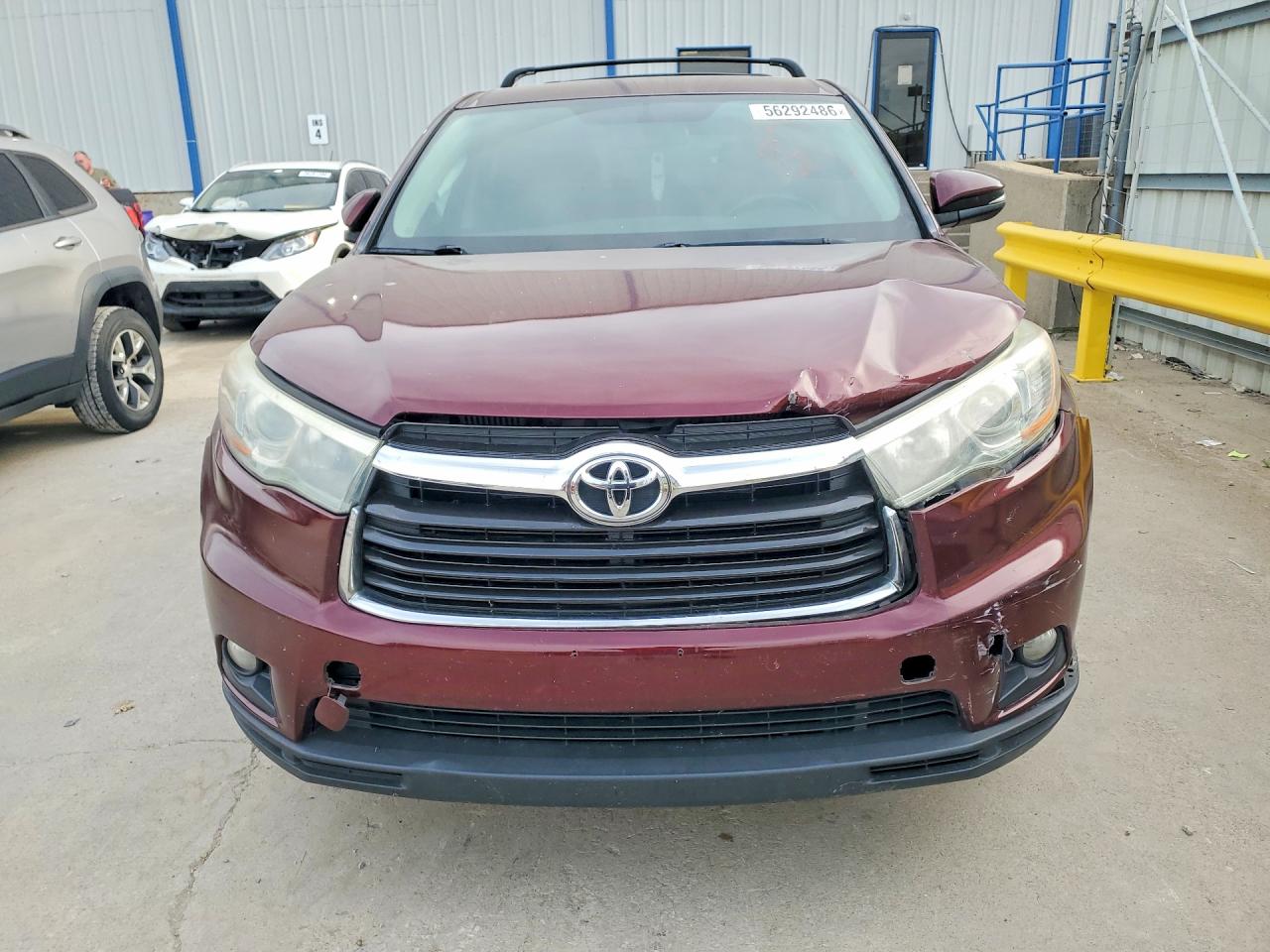 2015 Toyota Highlander Le Plus Burgundy vin: 5TDBKRFH7FS076101