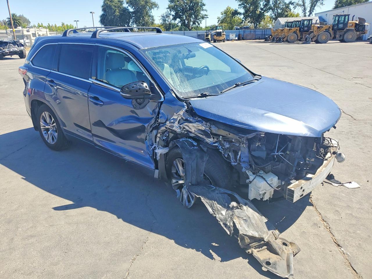 2015 Toyota Highlander Le Plus Gray vin: 5TDBKRFH8FS174974