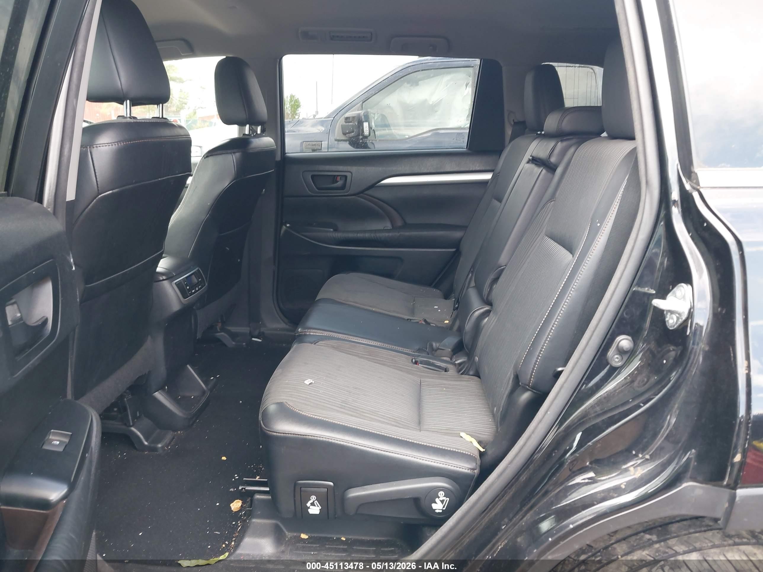 2015 Toyota Highlander Le Plus V6 Black vin: 5TDBKRFH8FS205771
