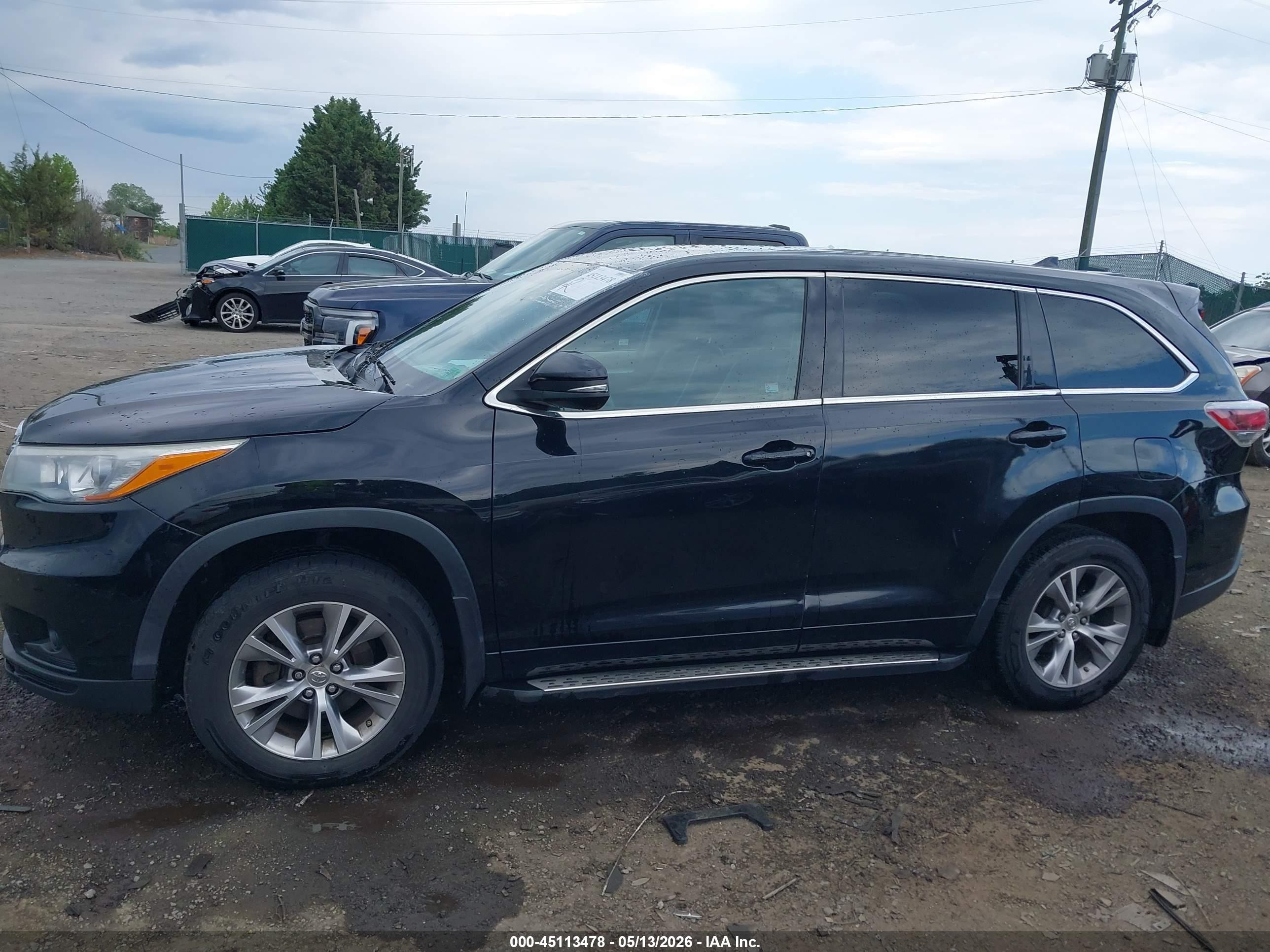 2015 Toyota Highlander Le Plus V6 Black vin: 5TDBKRFH8FS205771