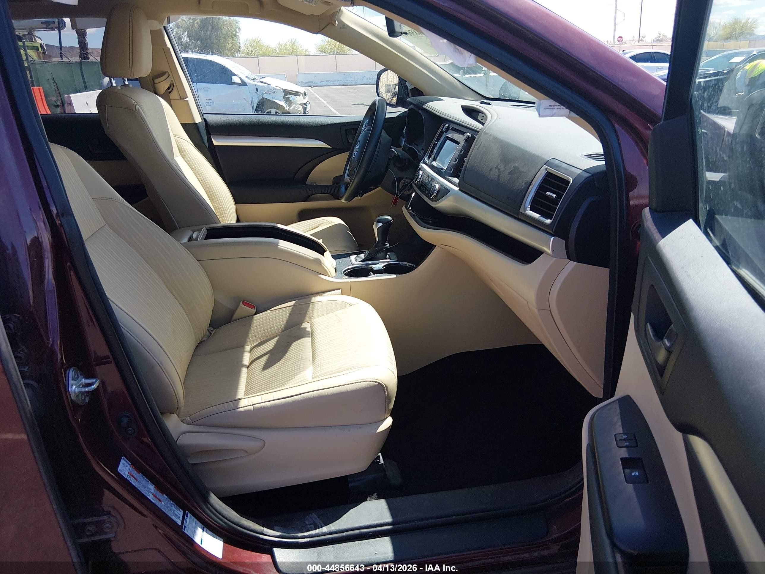 2014 Toyota Highlander Le Plus V6 Красный vin: 5TDBKRFH9ES037914