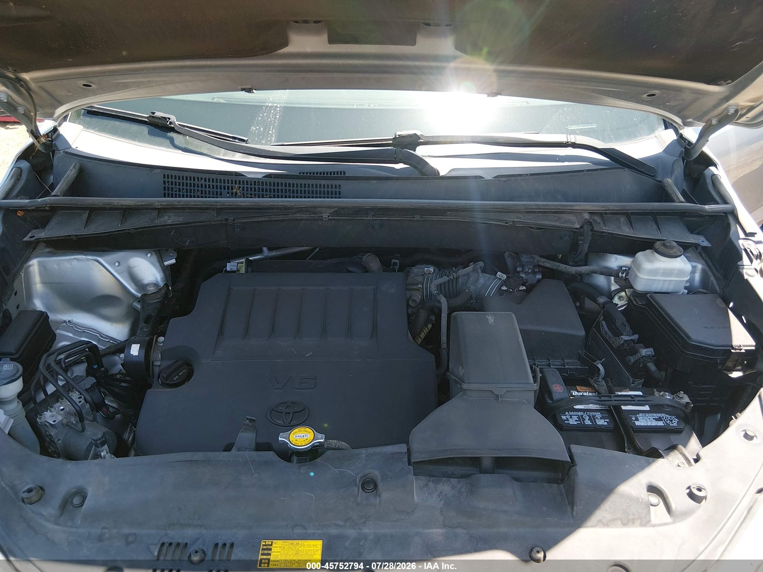 2014 Toyota Highlander Le V6 Gray vin: 5TDBKRFH9ES045172
