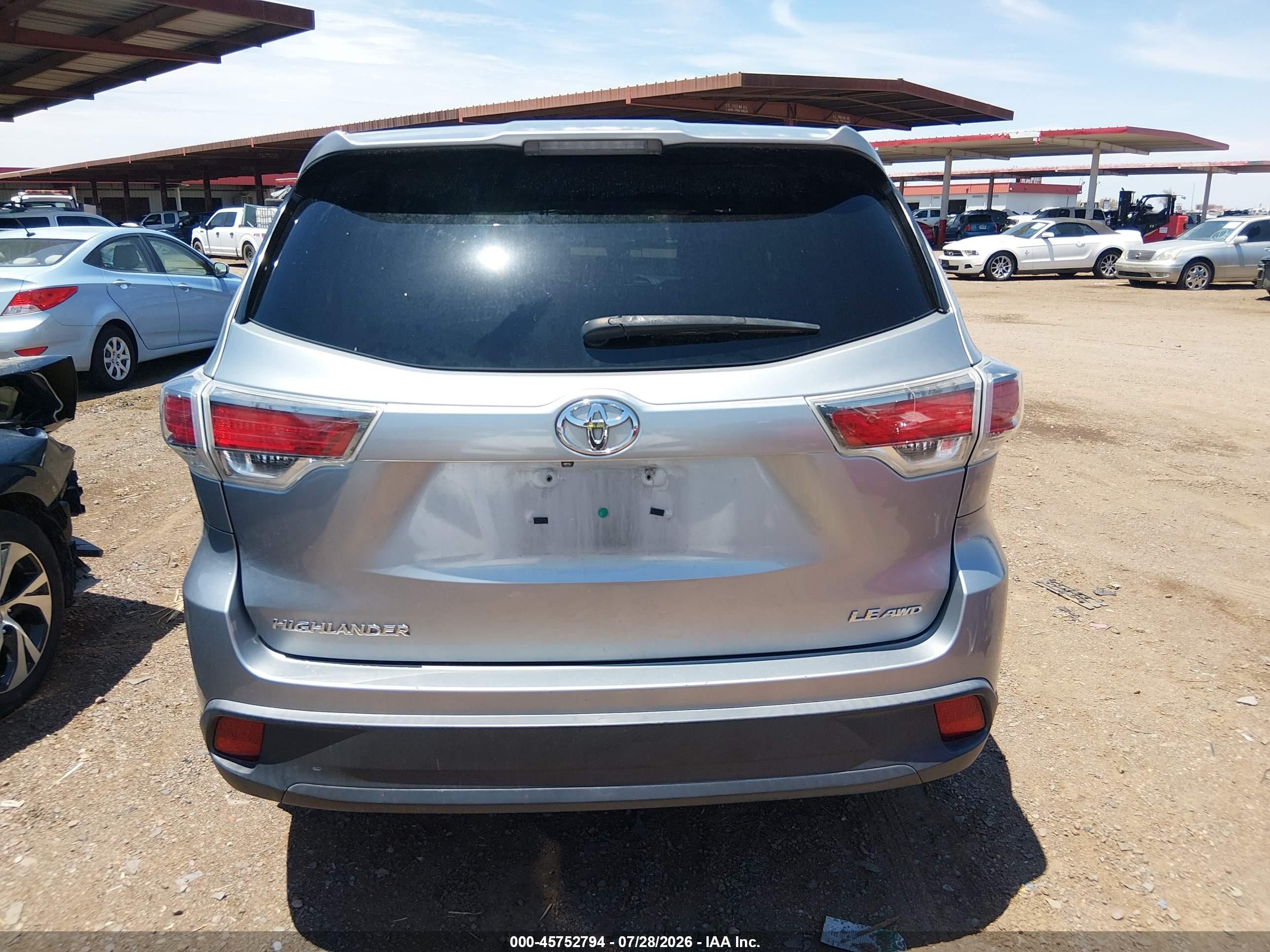 2014 Toyota Highlander Le V6 Gray vin: 5TDBKRFH9ES045172