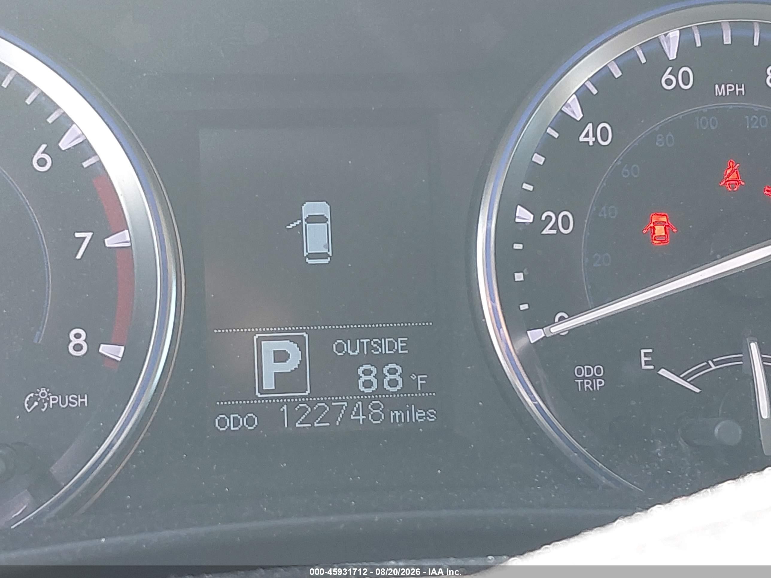 2015 Toyota Highlander Le V6 Silver vin: 5TDBKRFH9FS173543