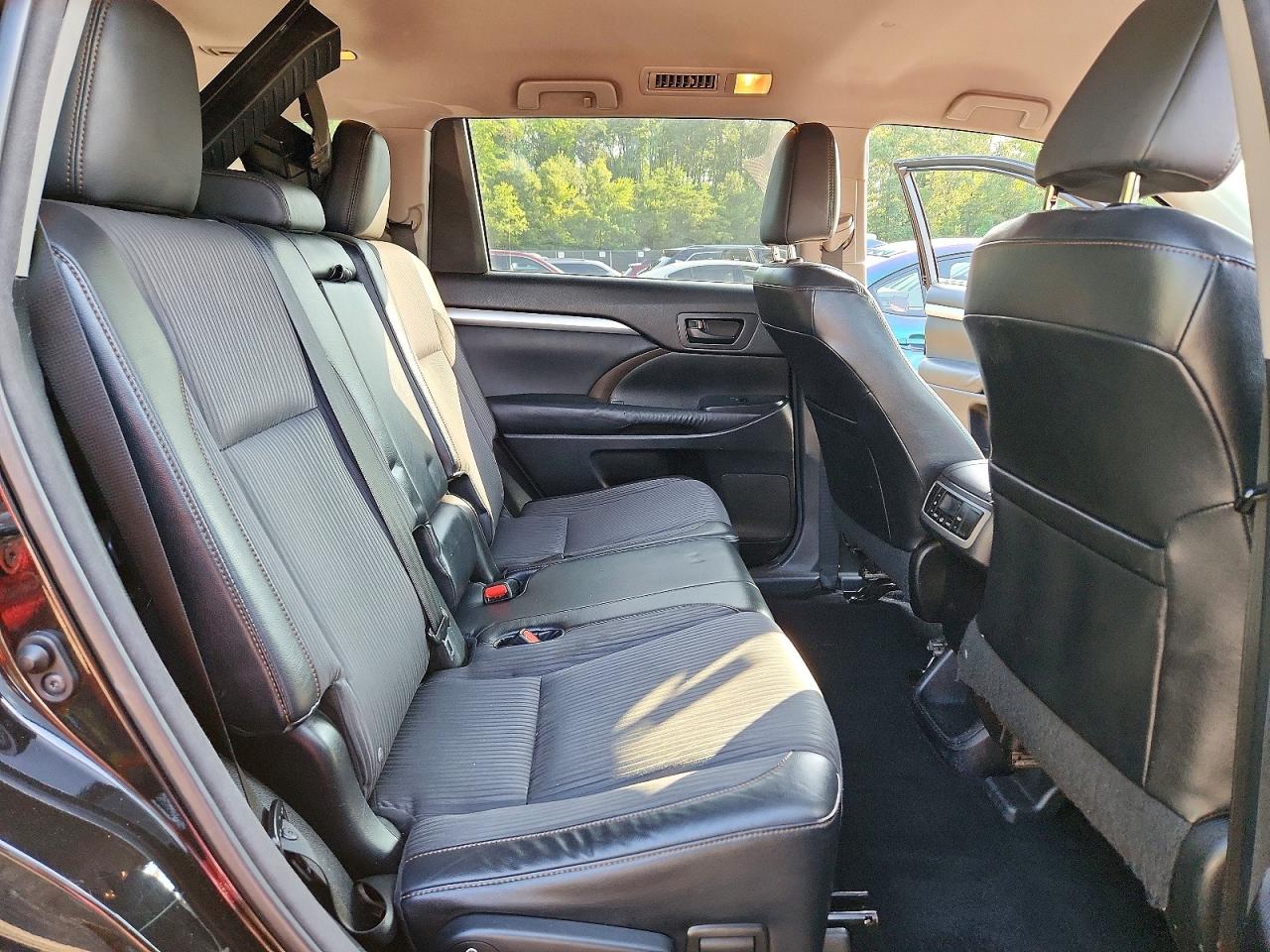2014 Toyota Highlander Le Plus Black vin: 5TDBKRFHXES010415