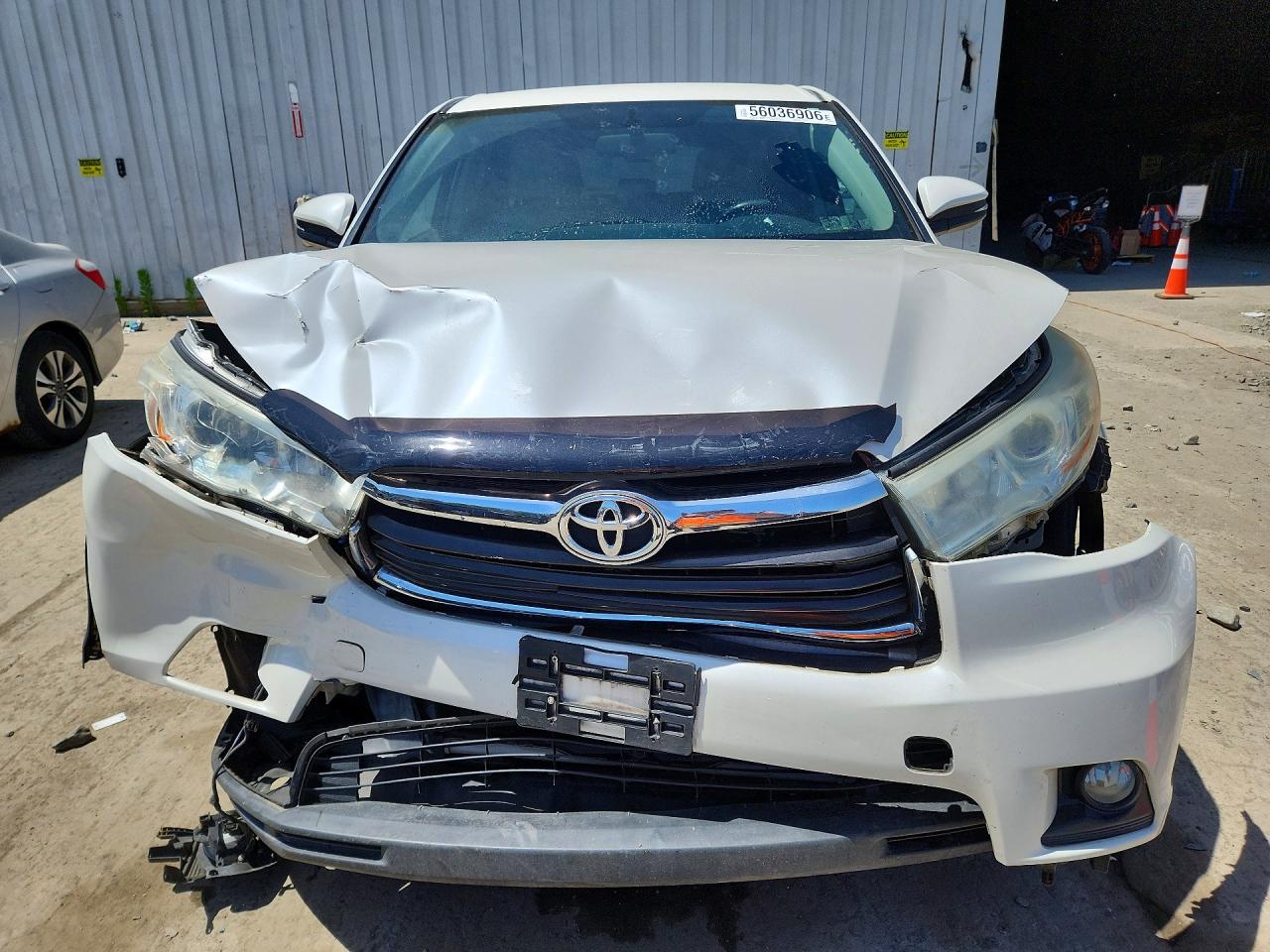 2014 Toyota Highlander Le Plus Белый vin: 5TDBKRFHXES032673