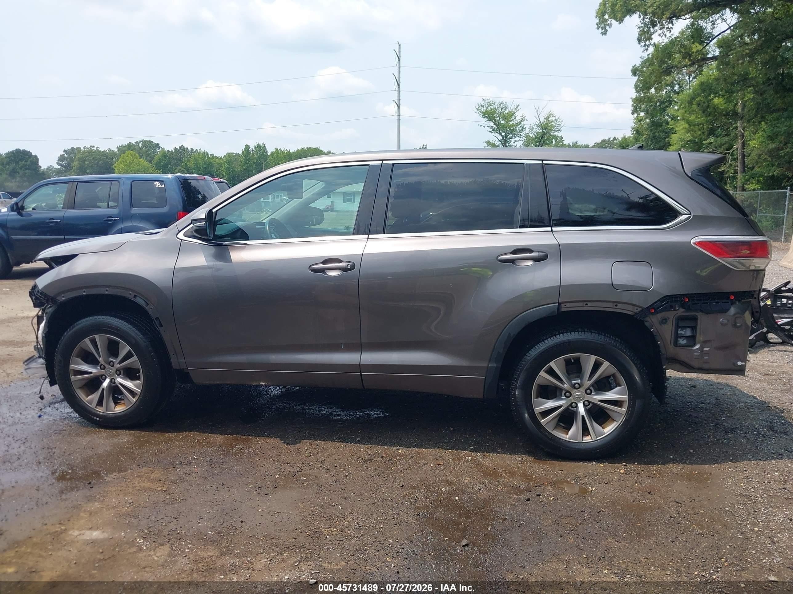 2014 Toyota Highlander Le Plus V6 Gray vin: 5TDBKRFHXES034133