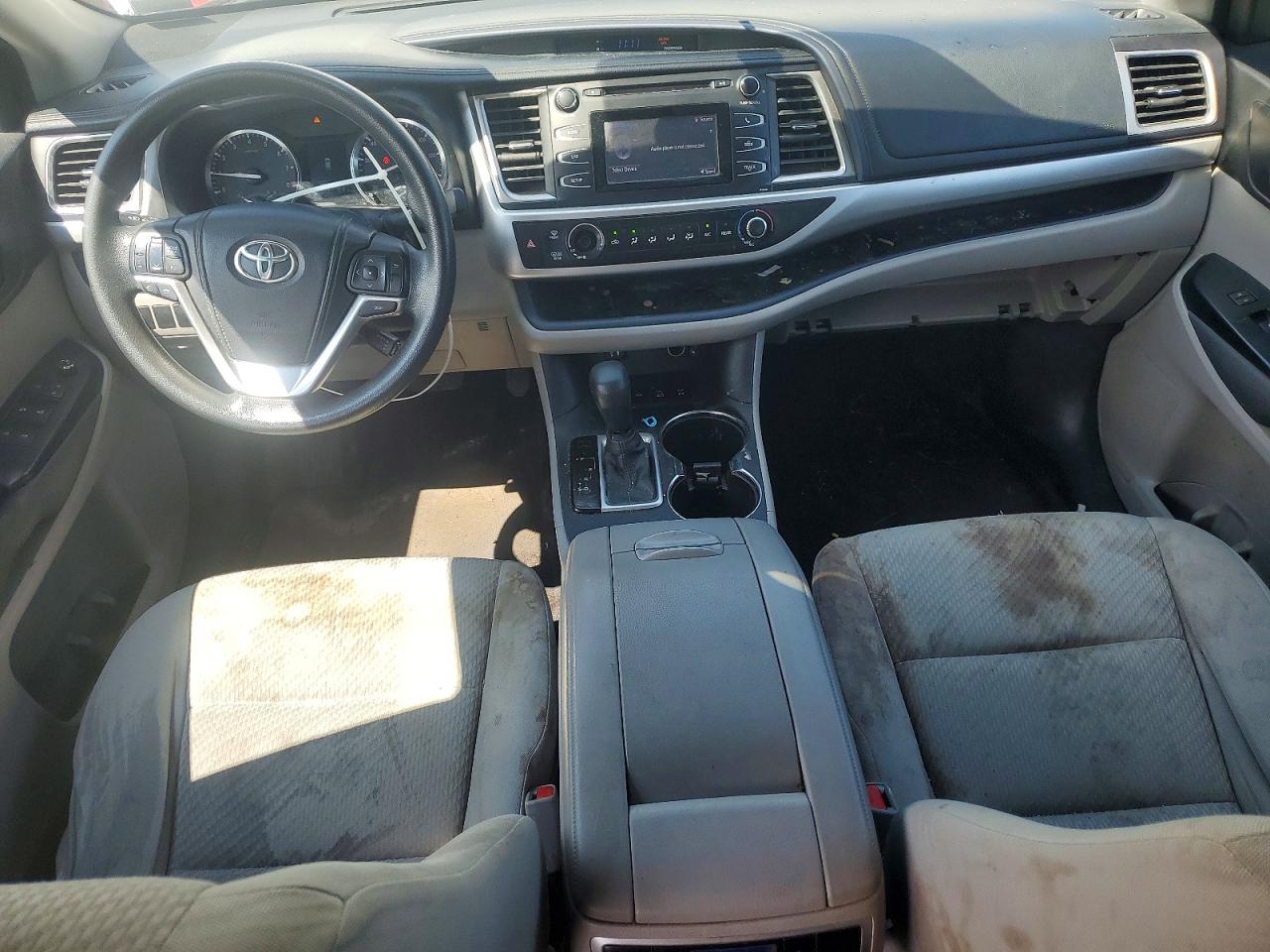2015 Toyota Highlander Le White vin: 5TDBKRFHXFS073676